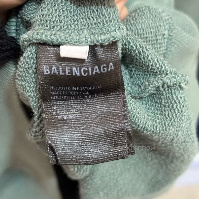 Balenciaga Balenciaga Logo print hooded sweatshirt, size L Size US L / EU 52-54 / 3 - 4 Thumbnail
