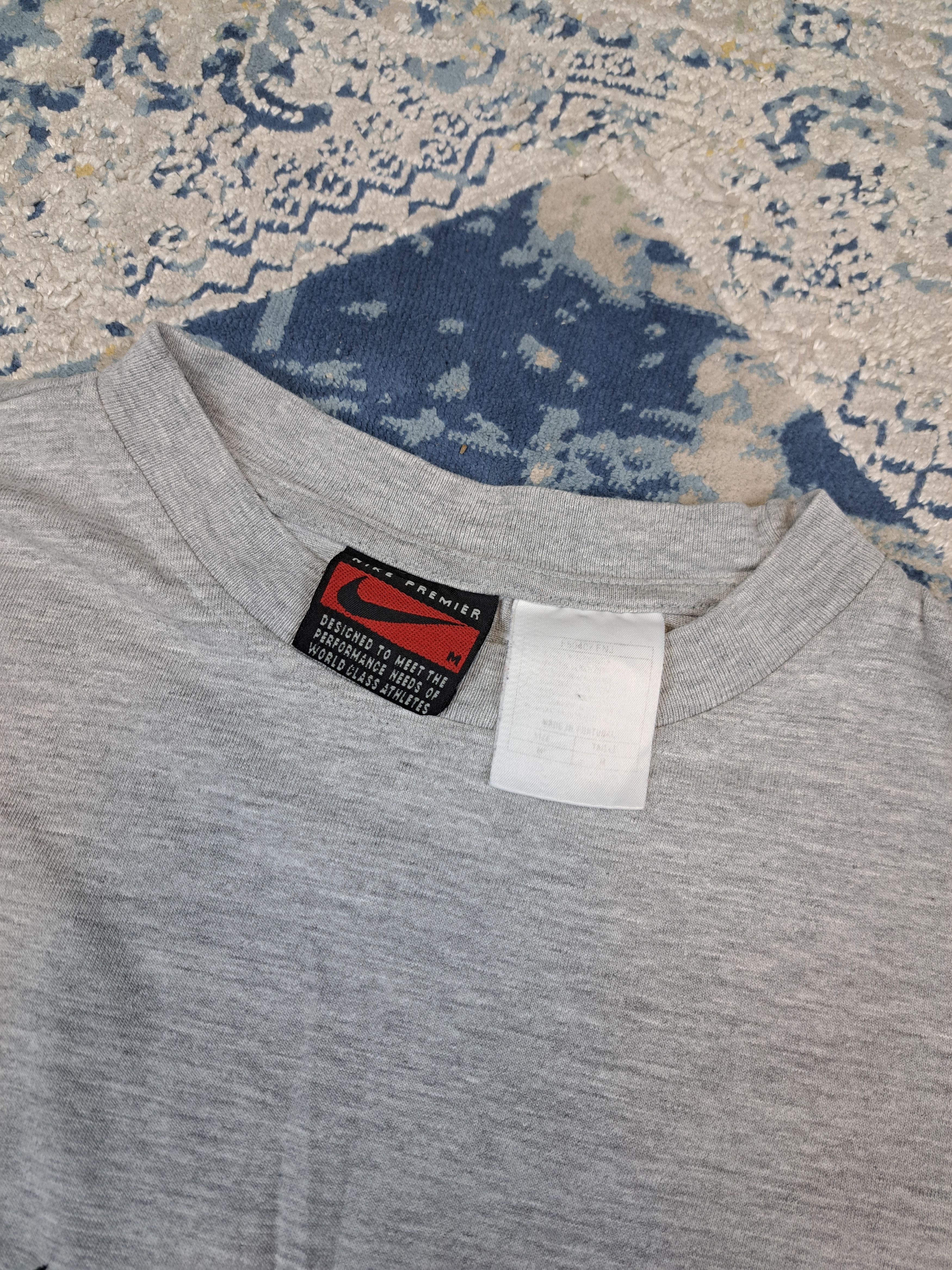 Nike Vintage 90s Nike Premier Embroidered Center Swoosh Tee Size US L / EU 52-54 / 3 - 4 Thumbnail