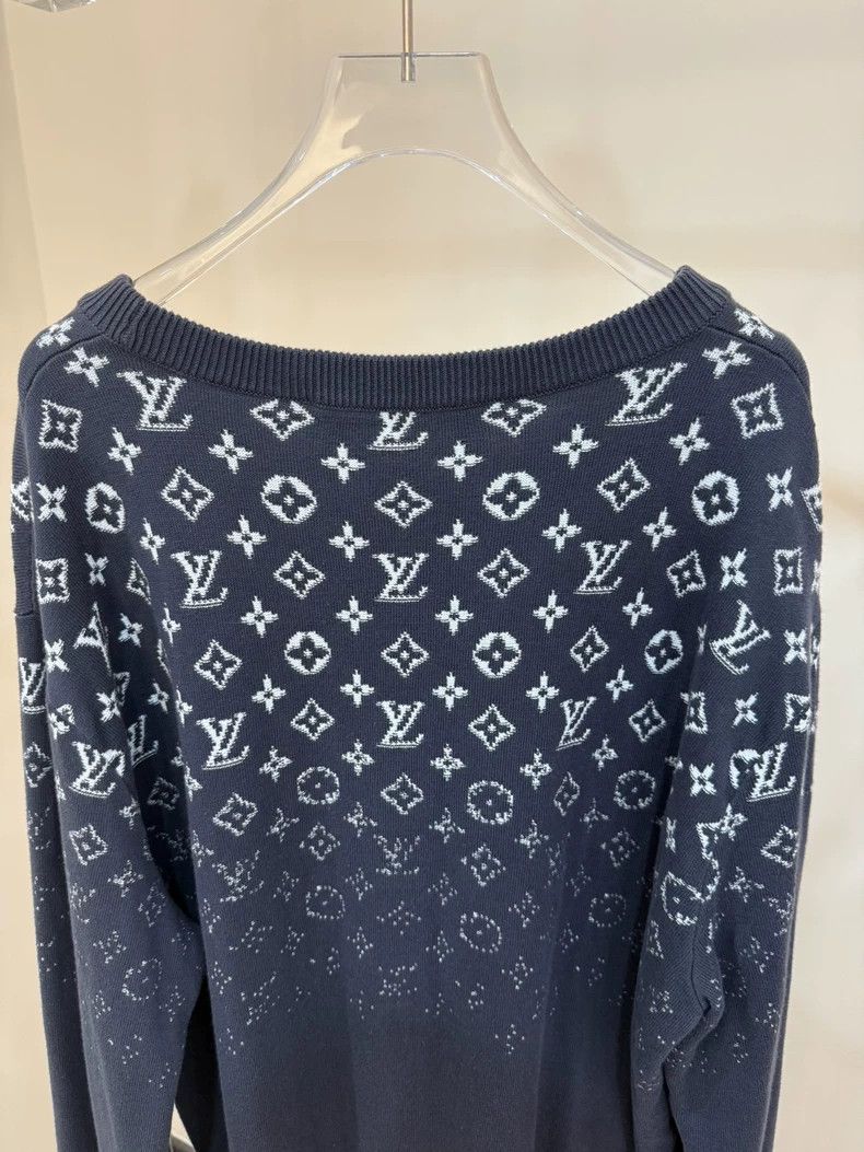 Louis Vuitton Louis Vuitton Navy blue gradient full-print LOGO knitted s Size US XXL / EU 58 / 5 - 4 Thumbnail