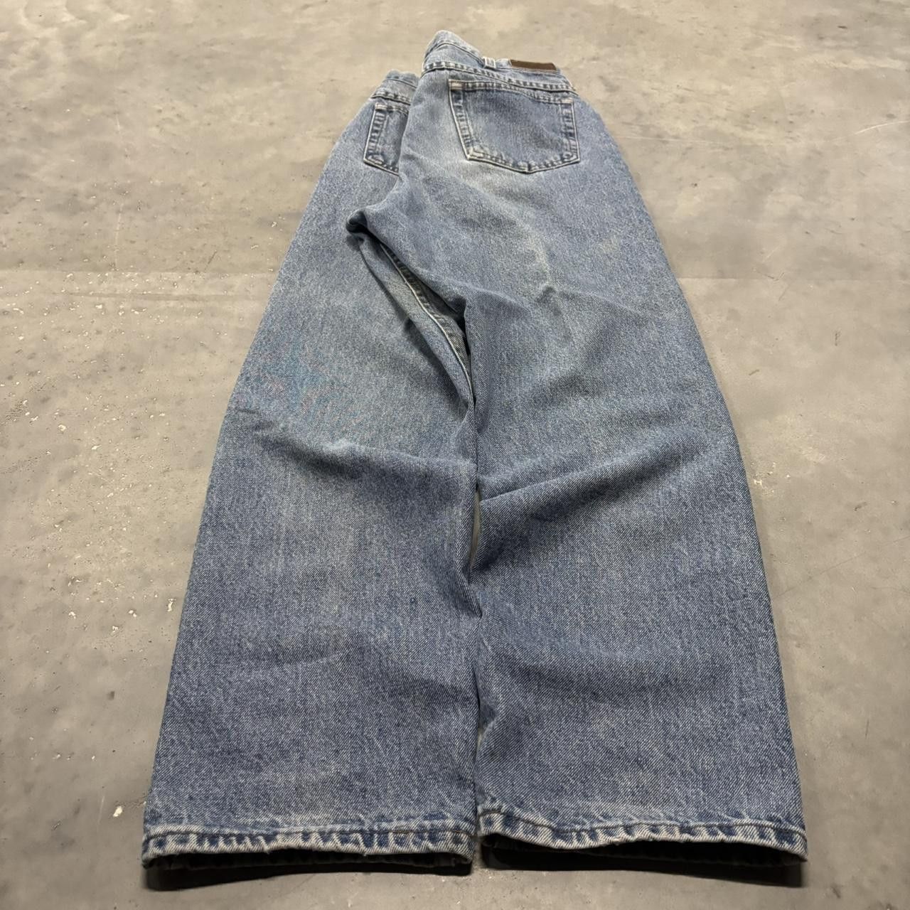 Japanese Brand × Vintage Crazy Vintage Y2K/2000s Light Wash Essential Denim Jeans! Size US 33 - 4 Thumbnail