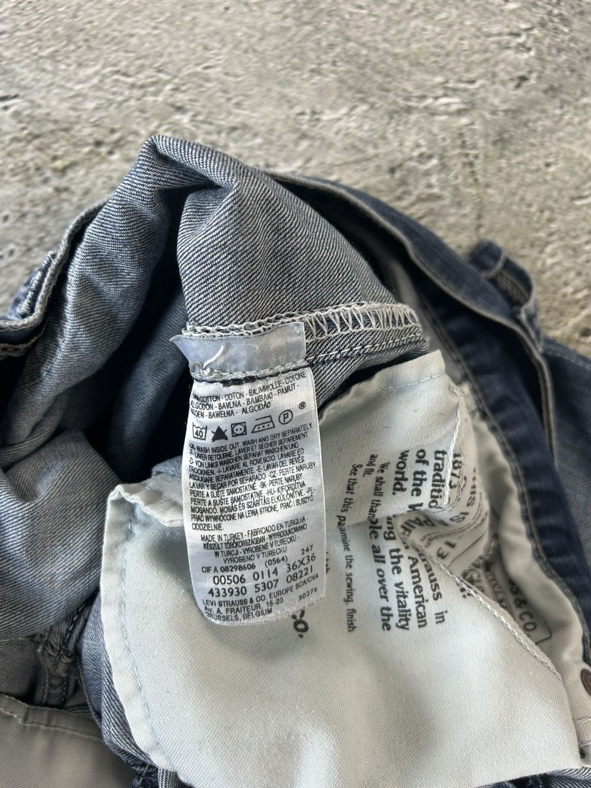 Levi's × Vintage Levi’s jorts vintage denim shorts blue 506 baggy Size US 38 / EU 54 - 6 Thumbnail