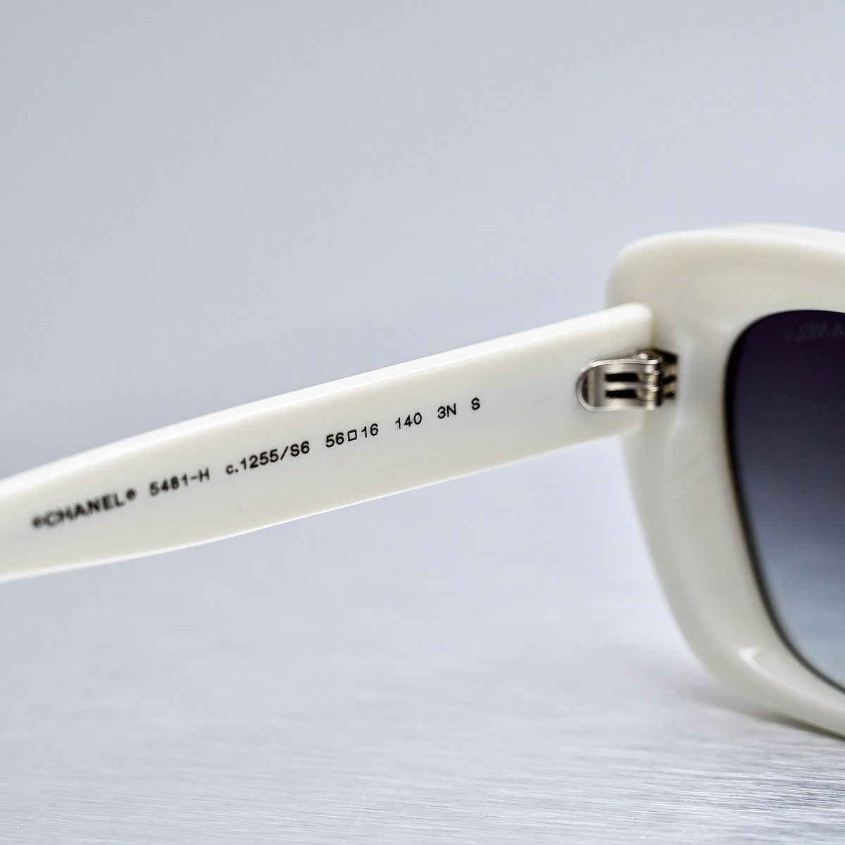 Chanel CHANEL 0CH5481H SUNGLASSES Size ONE SIZE - 7 Thumbnail