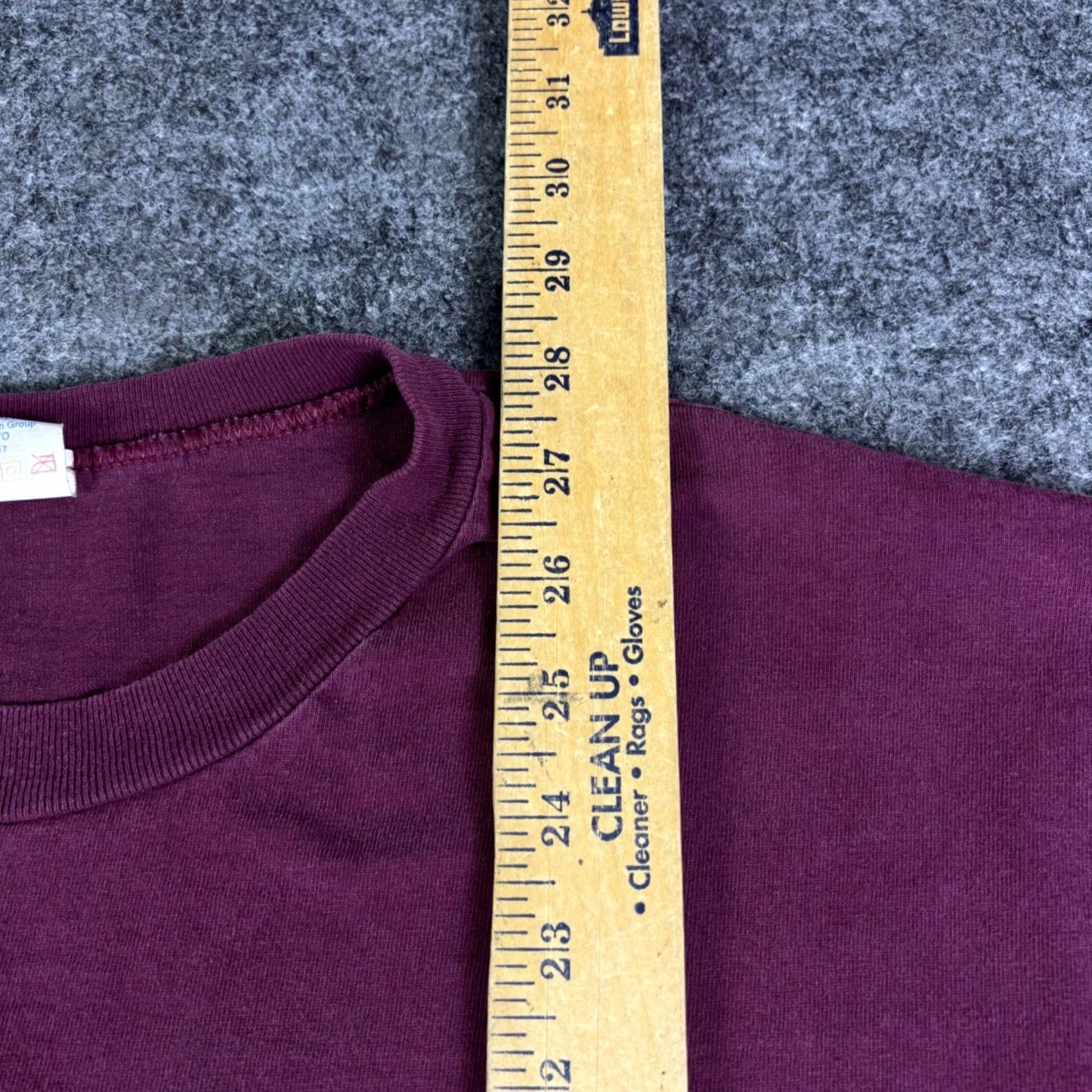 Vintage VINTAGE 1994 Canada T Shirt XL Maroon Irwin Specialties Graphic Single Stitch Size US XL / EU 56 / 4 - 5 Thumbnail