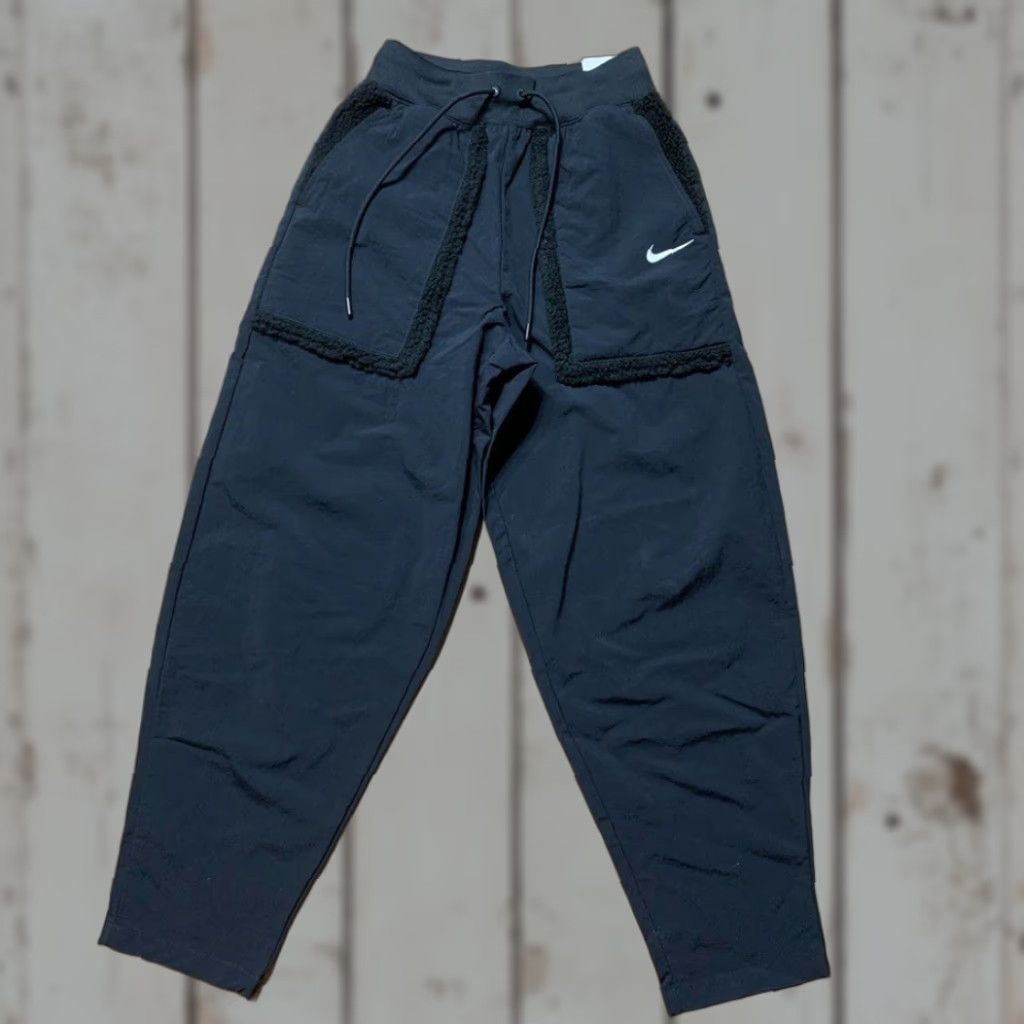 Nike Nike Women Pants XS Black Loose Fit High Rise Joggers Sherpa Pockets Track Pants NWT Regular Size 26" / US 2 / IT 38 - 1 Thumbnail