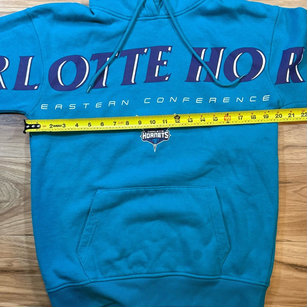 47 Brand UNK Men’s Small Charlotte Hornets Hoodie (loose stitching) Size US S / EU 44-46 / 1 - 5 Thumbnail