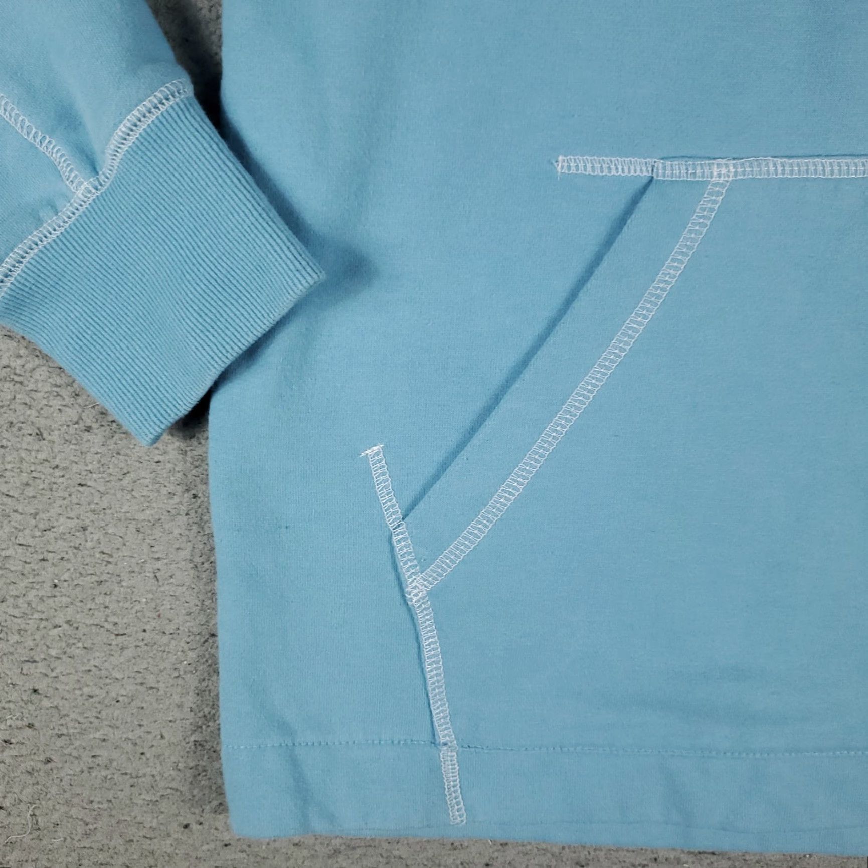 KangaROOS LRG Hoodie Mens Medium Blue Pullover Sweatshirt Kangaroo Pocket Logo Long Sleeve White Stitching Graphic Print Size US M / EU 48-50 / 2 - 4 Thumbnail