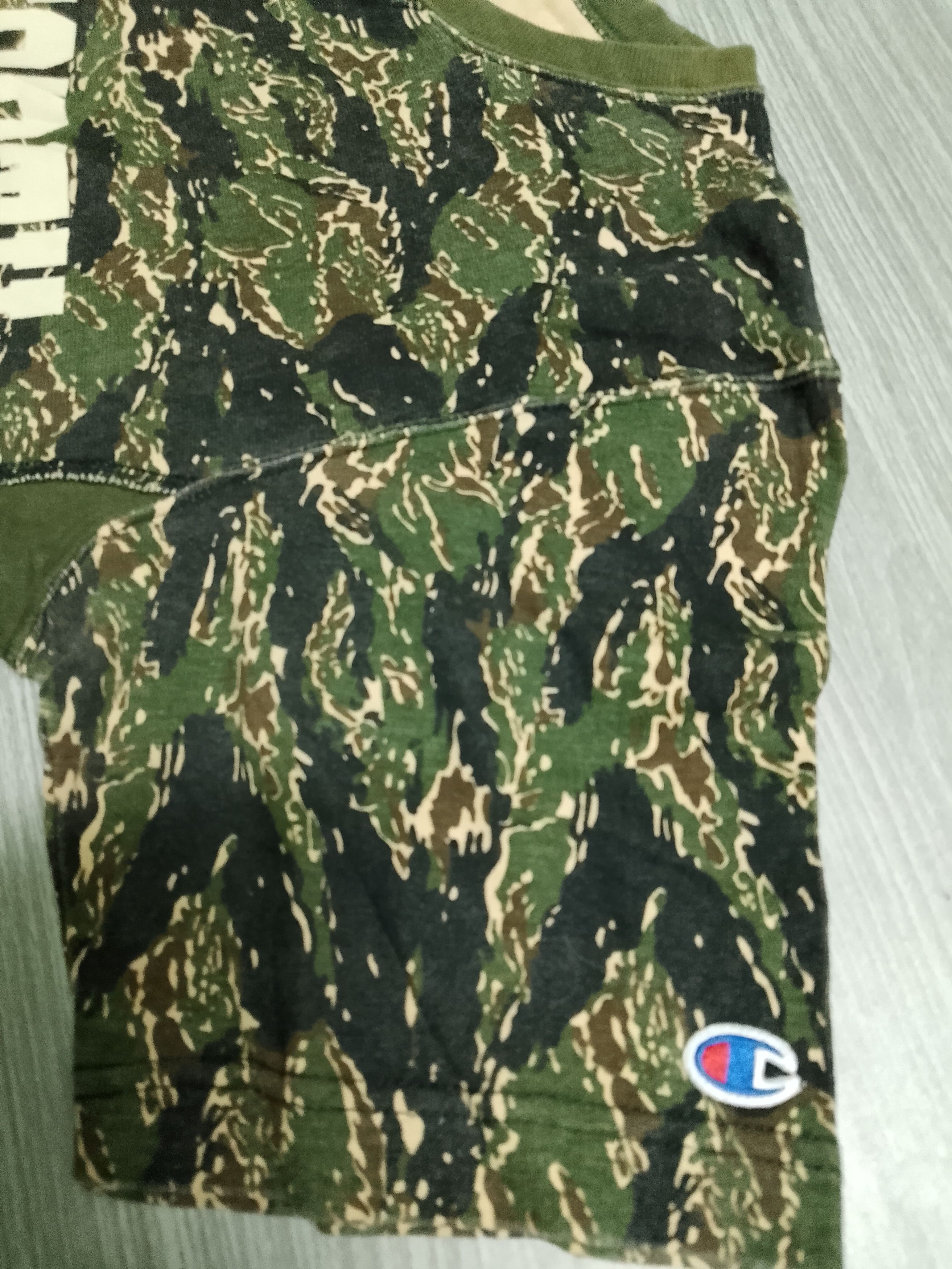 Champion Champion x Ellsworth tiger stripe tee Size US L / EU 52-54 / 3 - 5 Thumbnail