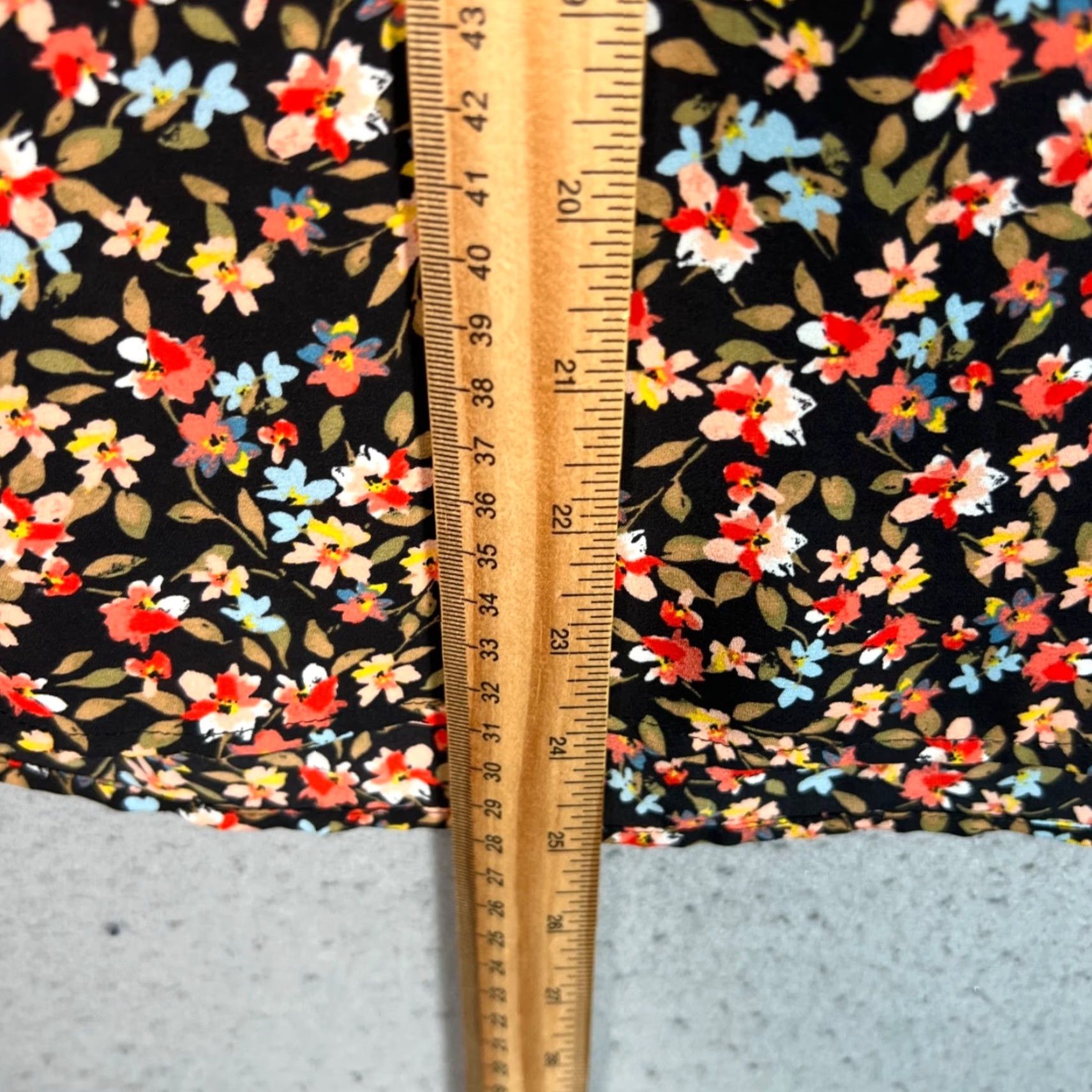 Loft Loft Women's Size Small Floral Printed Polyester Blouse Lightweight Boho Top Global Threads? Size S / US 4 / IT 40 - 7 Thumbnail