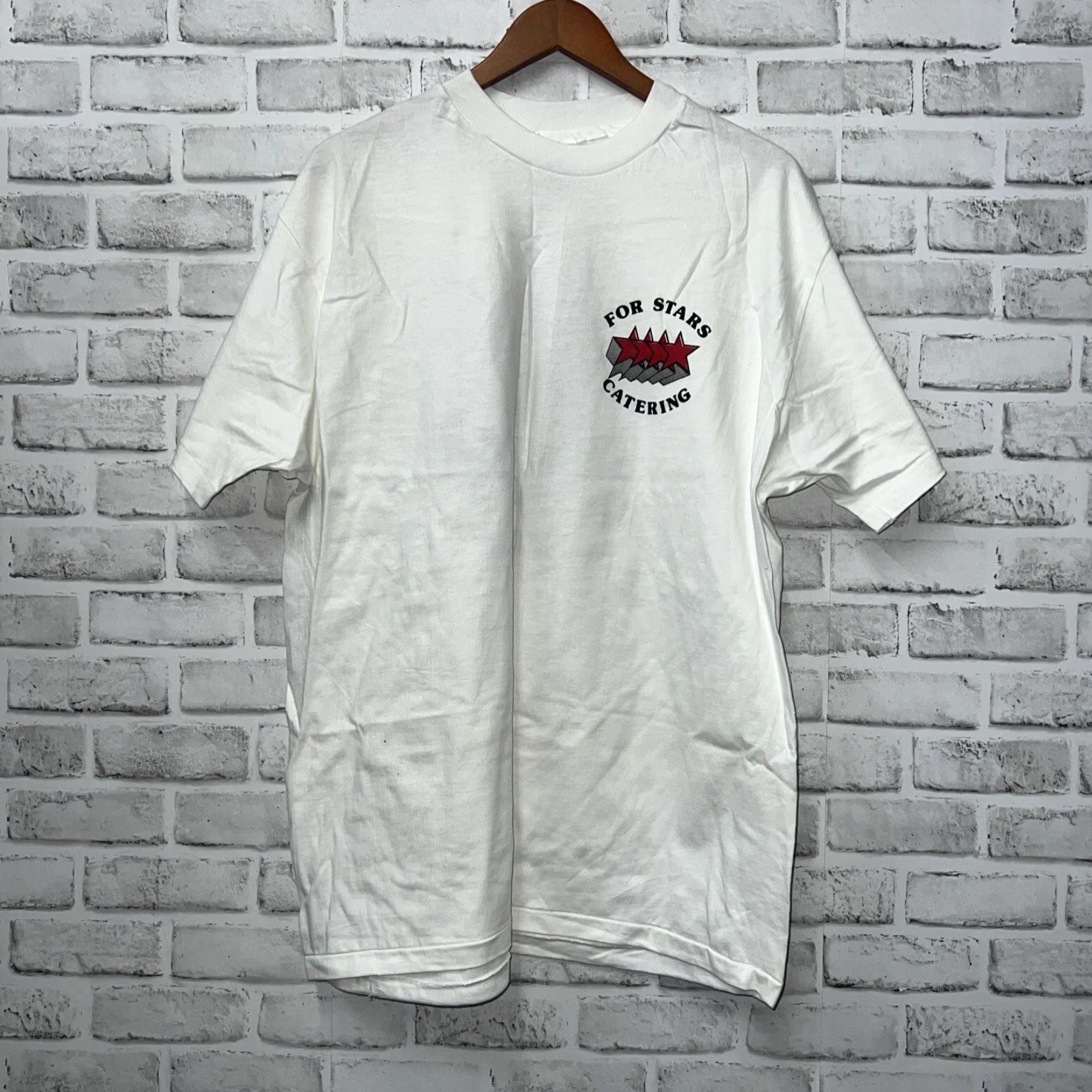 Hanes VINTAGE Hanes Beefy-T T-Shirt Mens XL White Star Theme Stitch 4 Star Catering? Size US XL / EU 56 / 4 - 2 Thumbnail