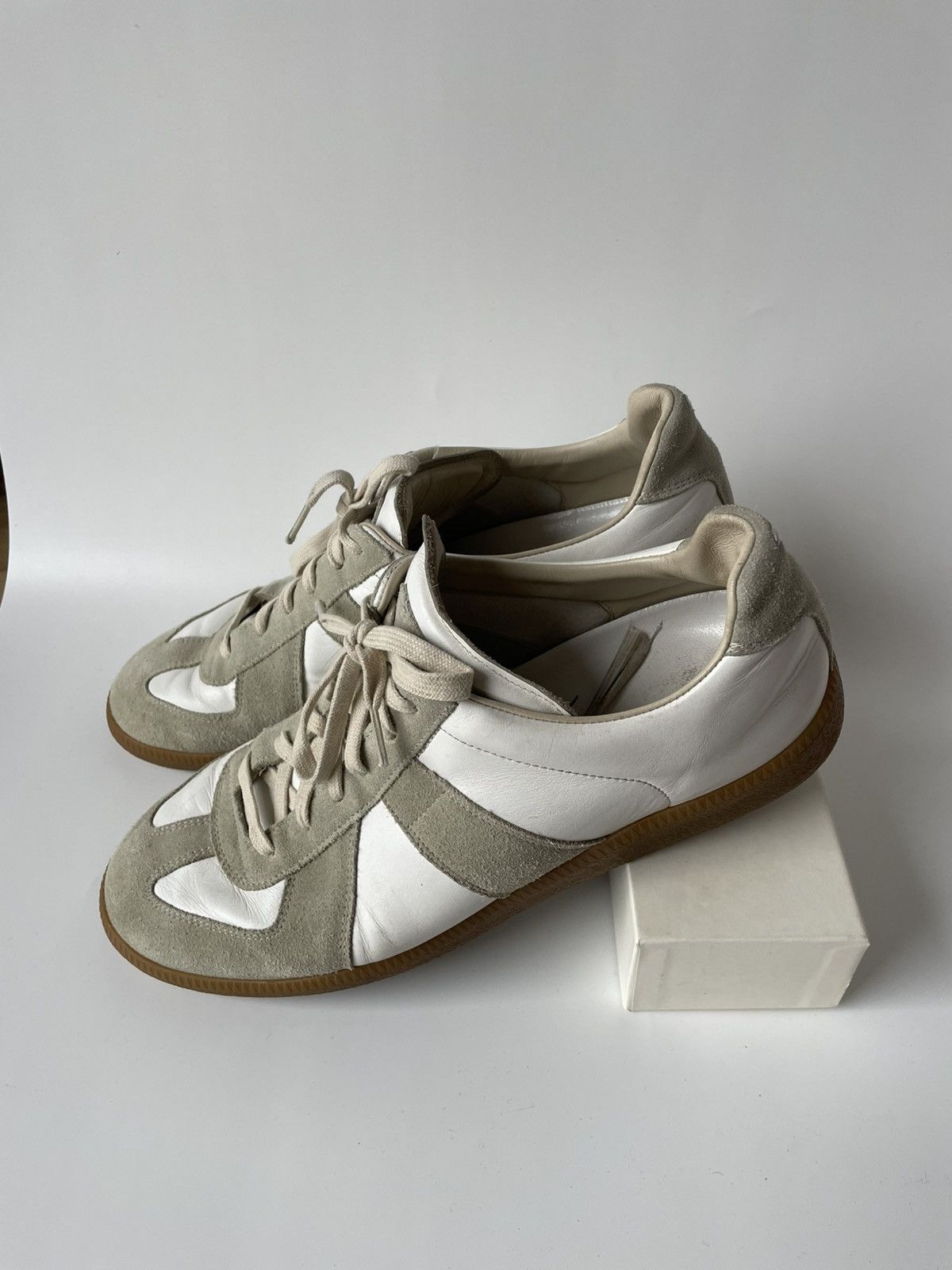 Maison Margiela MAISON MARGIELA Replica Sneakers Size US 11.5 / EU 44-45 - 3 Thumbnail