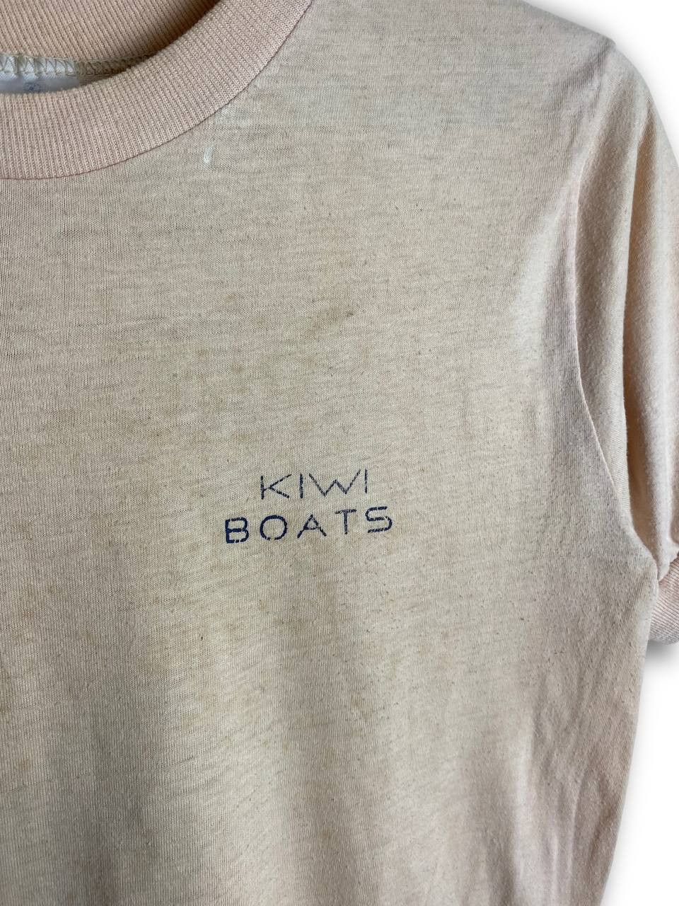 Vintage 90s Vintage KIWI BOATS Distressed Surf T-Shirt M506 Size US S / EU 44-46 / 1 - 6 Thumbnail