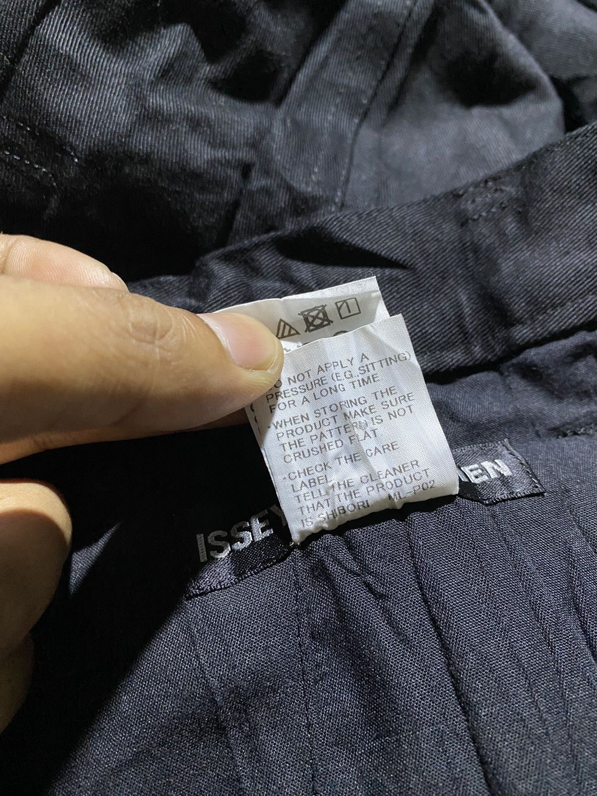 Issey Miyake × Japanese Brand × Pleats Please Issey Miyake Issey Miyake Men Pleated Pants Size US 32 / EU 48 - 8 Thumbnail