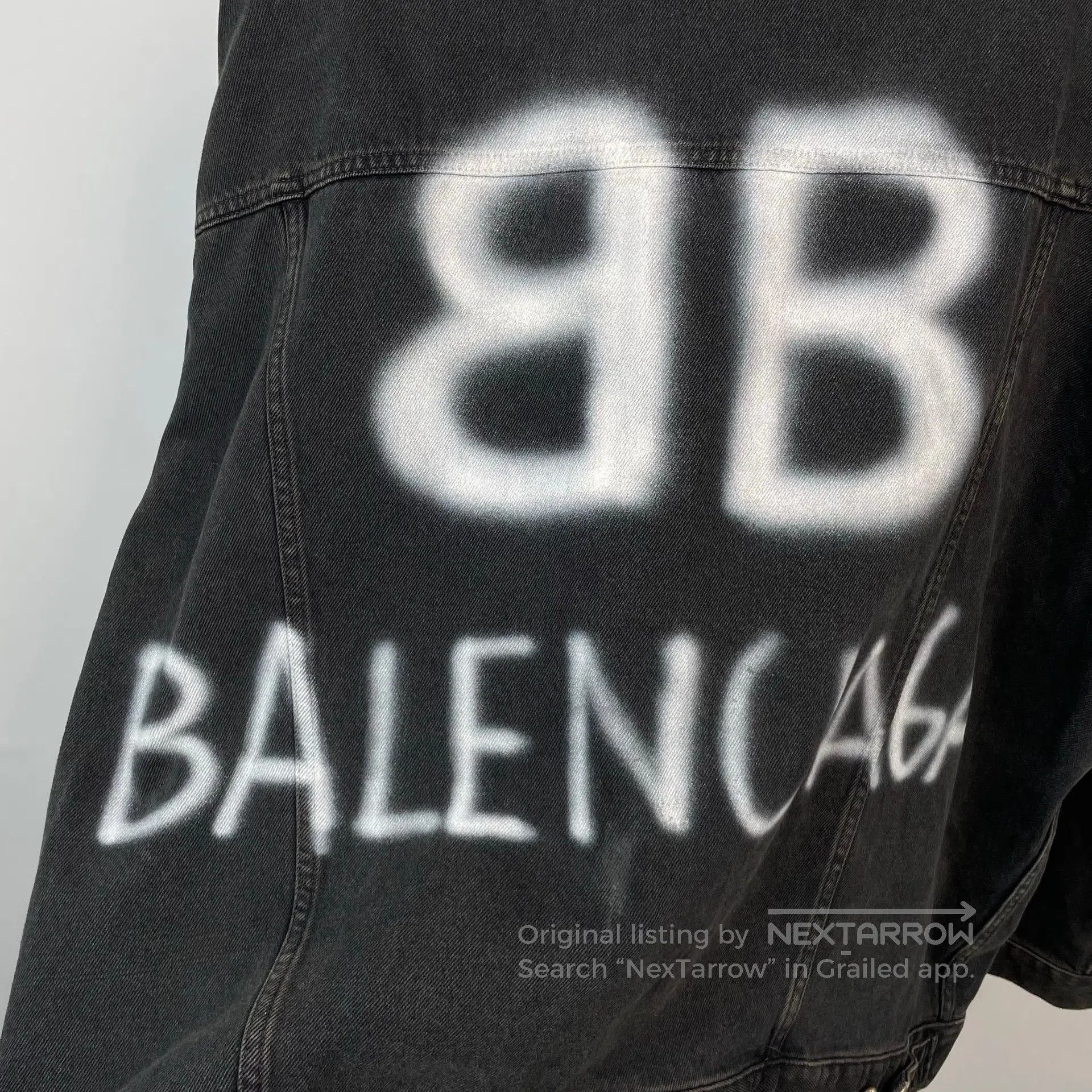 Balenciaga Balenciaga Black splatter double B graffiti logo single-br Size US S / EU 44-46 / 1 - 3 Thumbnail