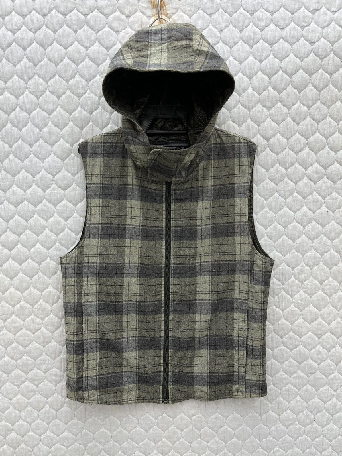 🔥🔥🔥STEALS DOLCE & GABBANA HOODIE ZIPPER VEST