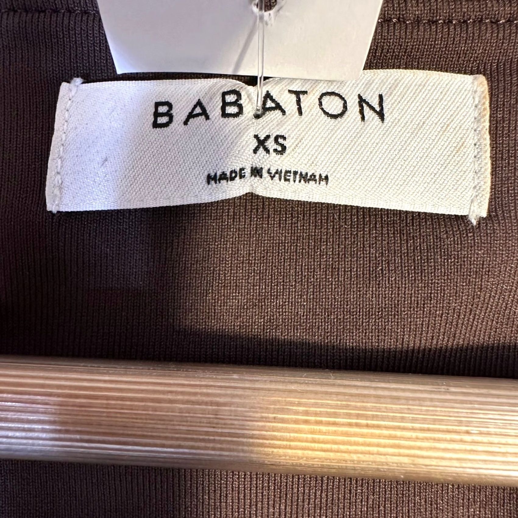 Vintage Babaton Contour V-Neck Long Sleeve Cropped Top Womens XS Rich Mocha Brown Knit Nylon Blend Solid Size XS / US 0-2 / IT 36-38 - 4 Thumbnail