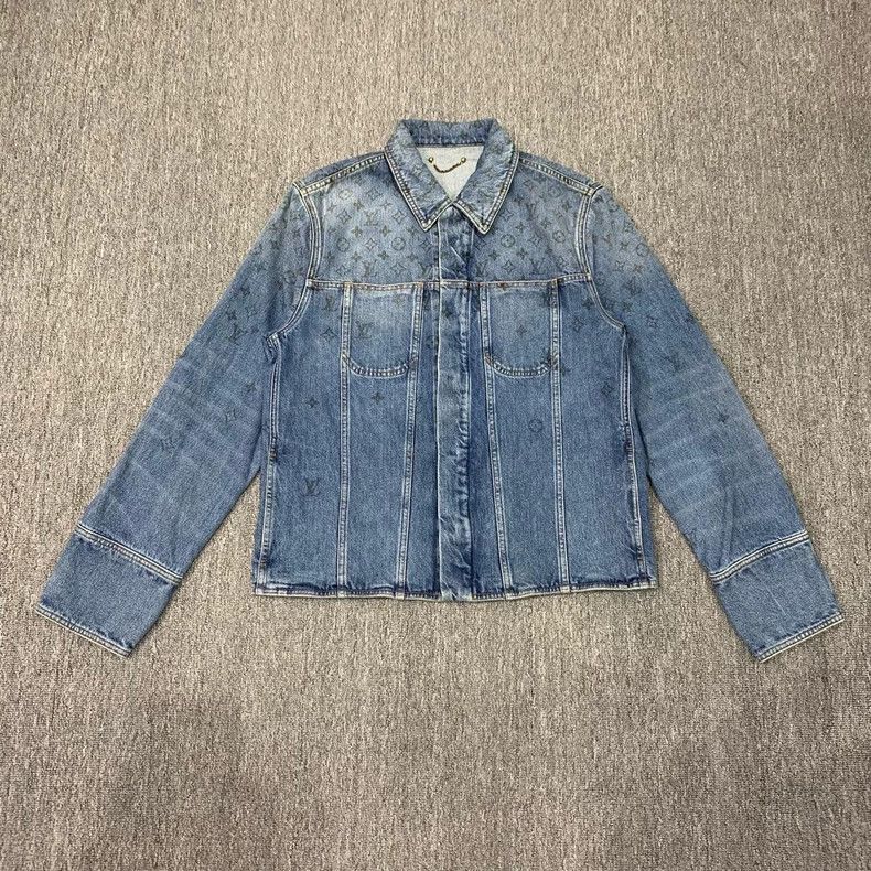 Louis Vuitton LOUIS VUITTON Full print gradient denim jacket Size US L / EU 52-54 / 3 - 1 Thumbnail