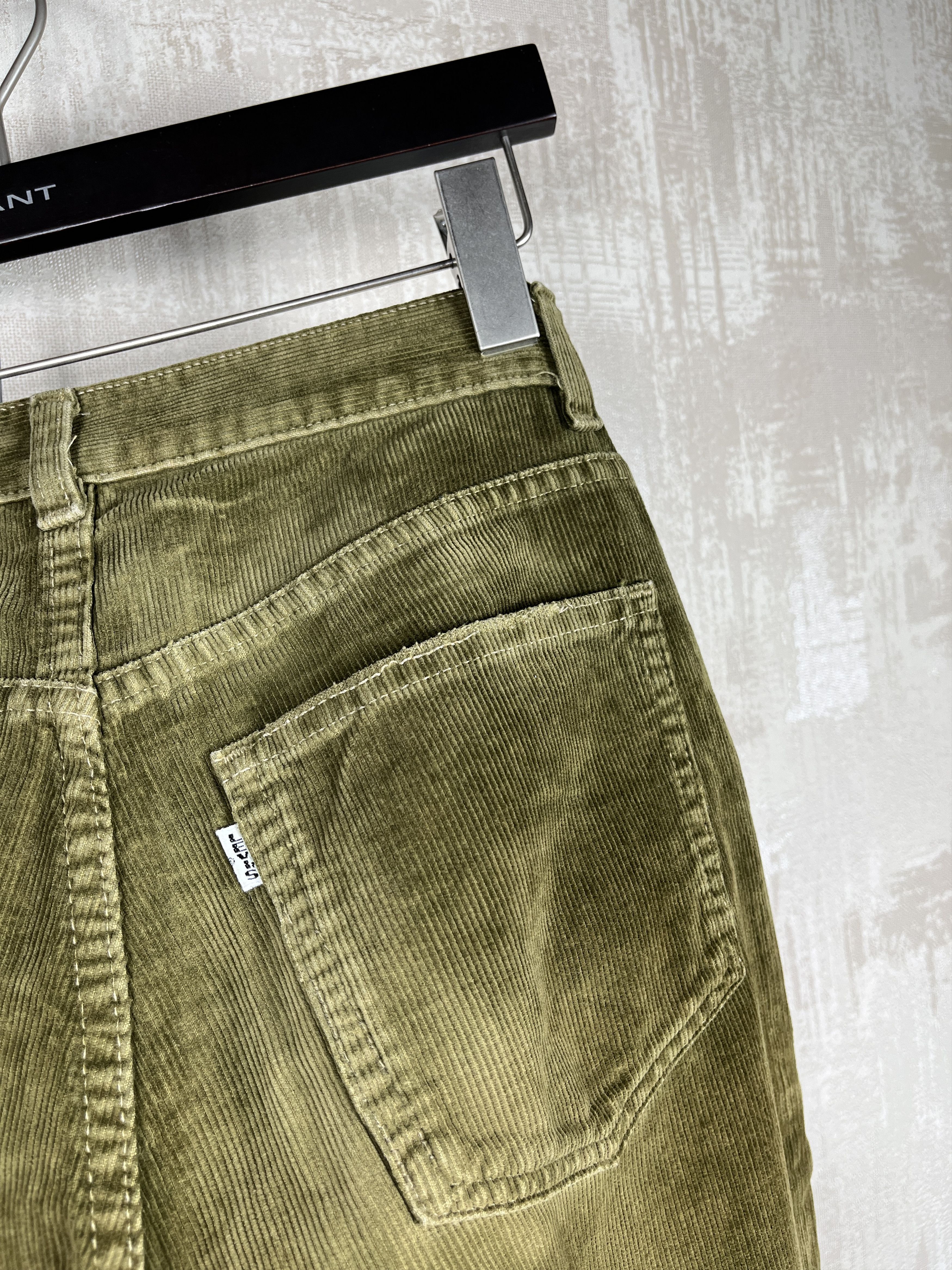 Levi's × Vintage Vintage Levi's White Tab 80s 90s Corduroy Pants Size US 30 / EU 46 - 4 Thumbnail