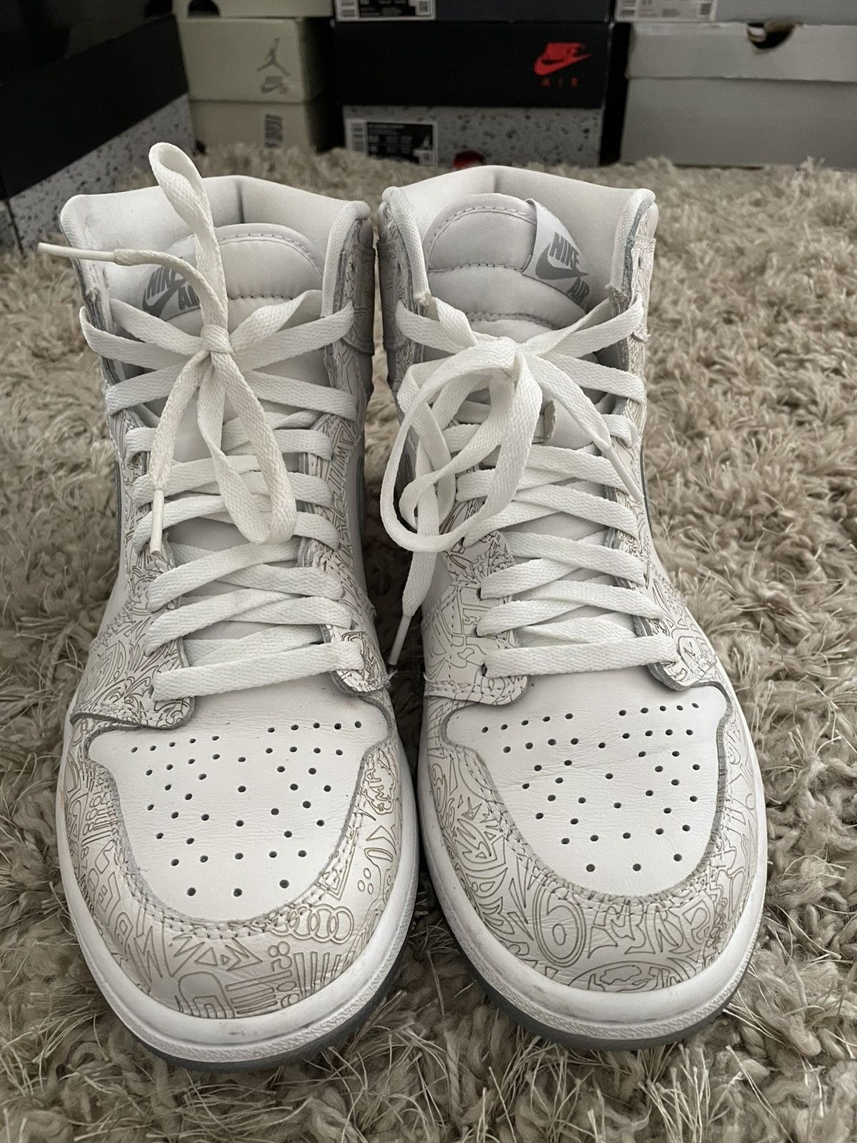 Jordan Brand Jordan 1 Laser Size US 9.5 / EU 42-43 - 4 Thumbnail