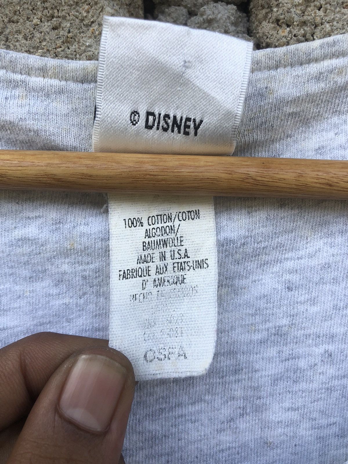 Cartoon Network × Disney × Vintage Vintage 90s Disney Store Winne The Pooh The Bee Stompers Tee Size US XXL / EU 58 / 5 - 16 Thumbnail