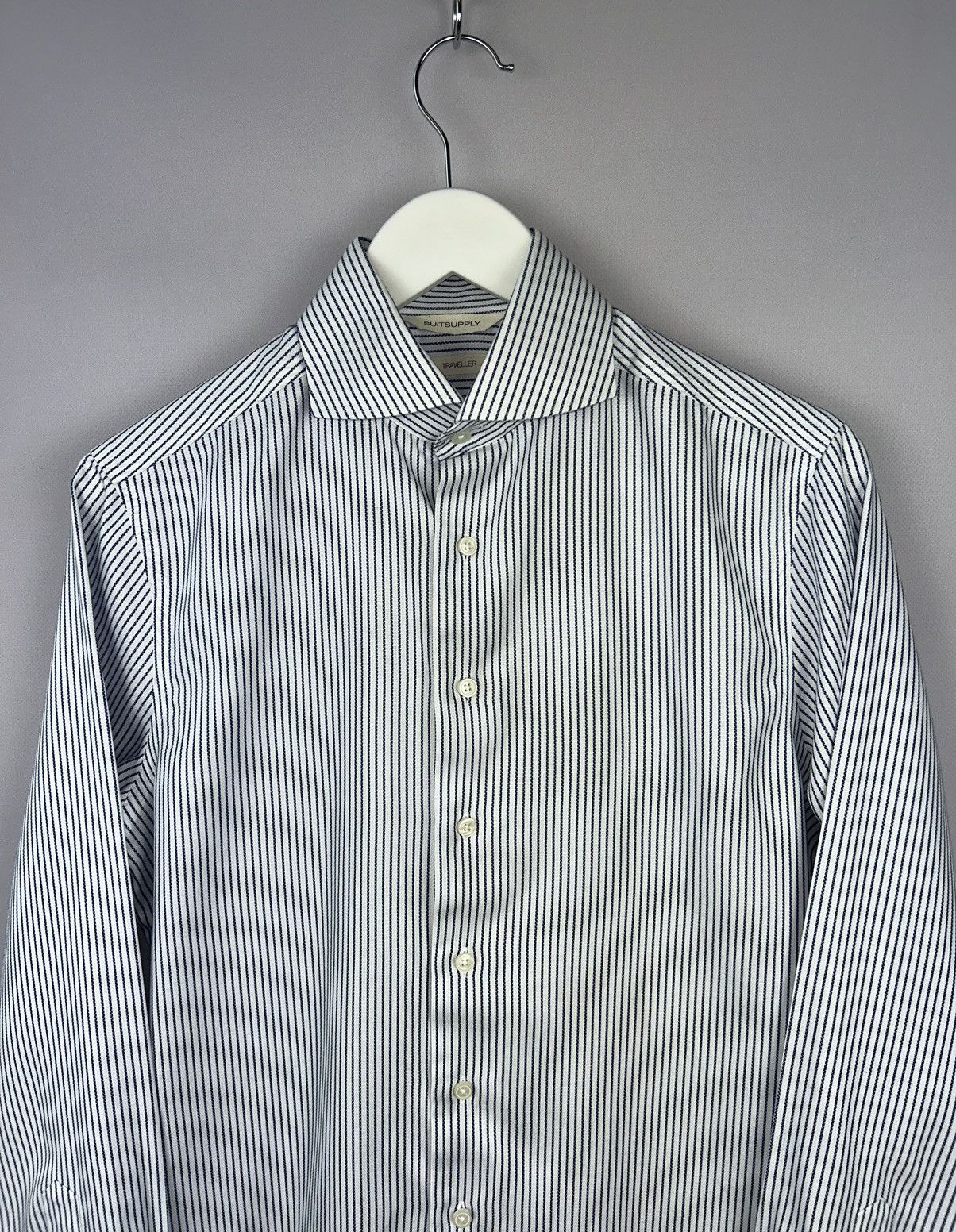 Designer × Suitsupply Suitsupply Traveller Striped White Blue Shirt Size 36/14 Size US S / EU 44-46 / 1 - 2 Thumbnail