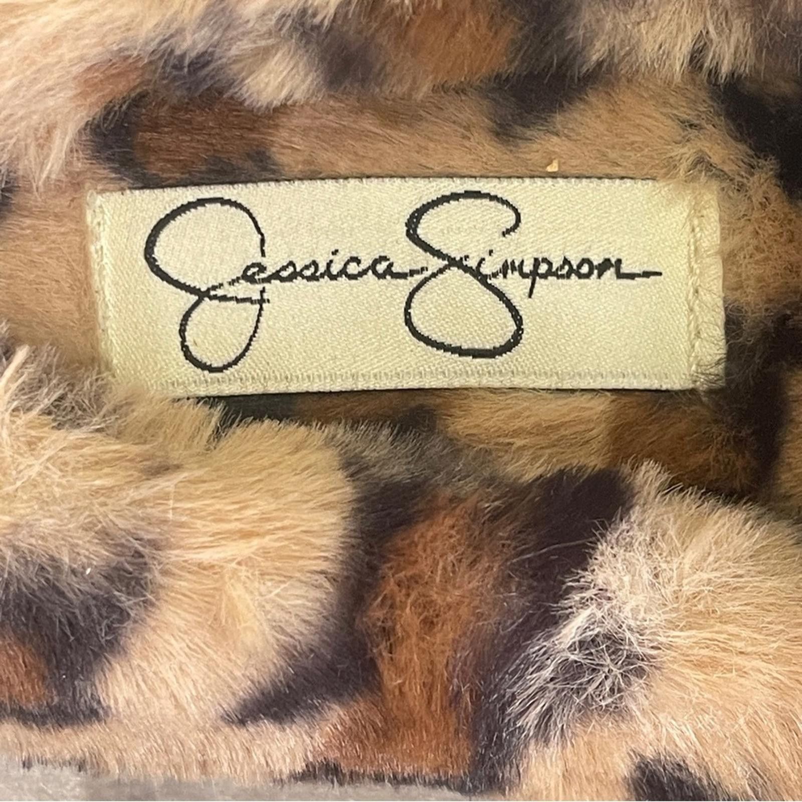 Other Jessica Simpson Leopard Print Fuzzy Slippers size 7.5 Size US 7.5 / IT 37.5 - 4 Thumbnail