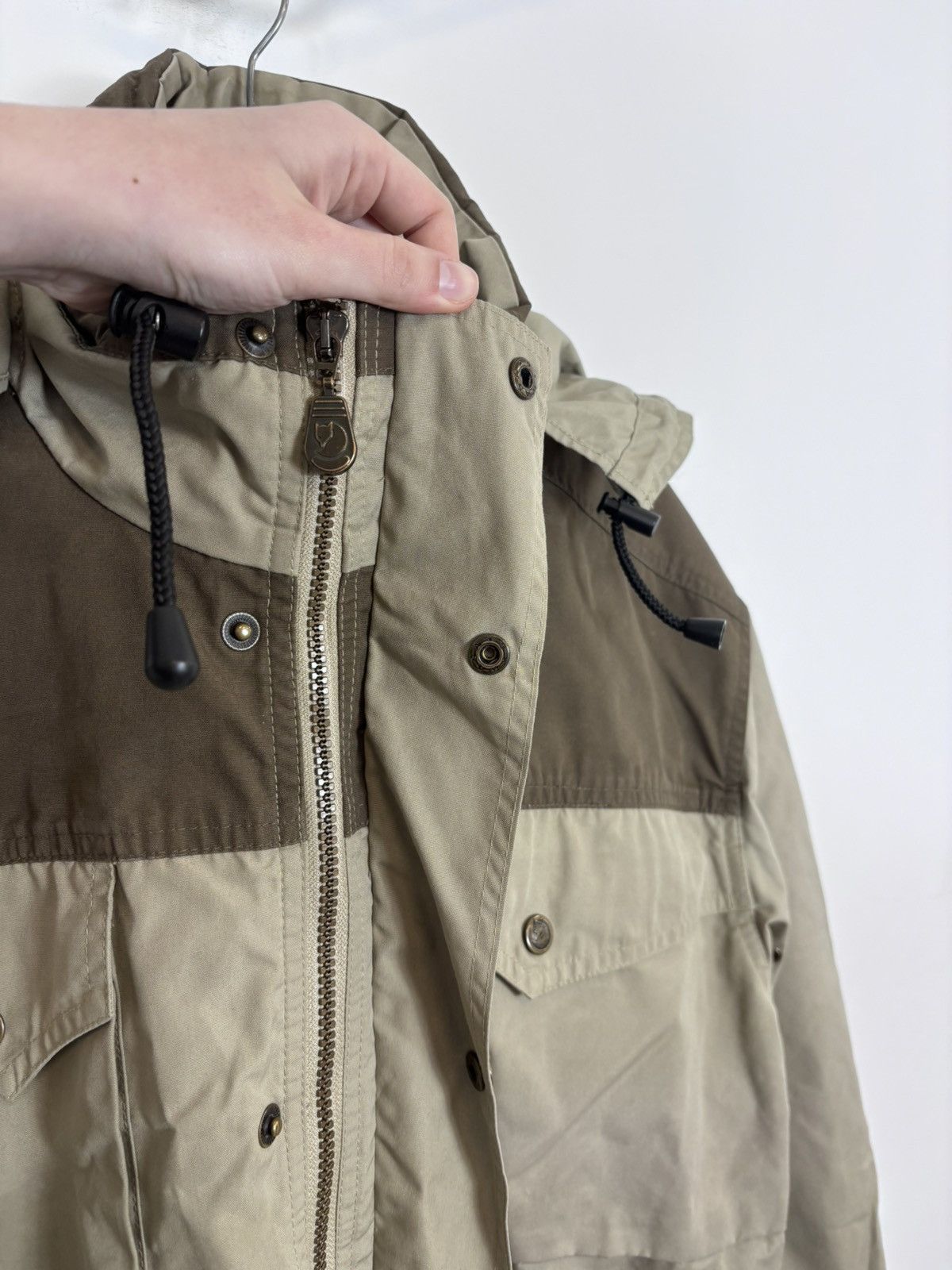 Fjallraven Fjallraven G-1000 Vintage Men’s Beige/Brown Hooded Jacket Size US M / EU 48-50 / 2 - 16 Thumbnail