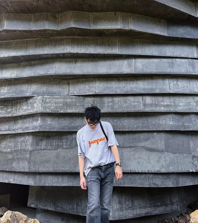 Balenciaga Balenciaga Rock band gray Size US S / EU 44-46 / 1 - 6 Thumbnail