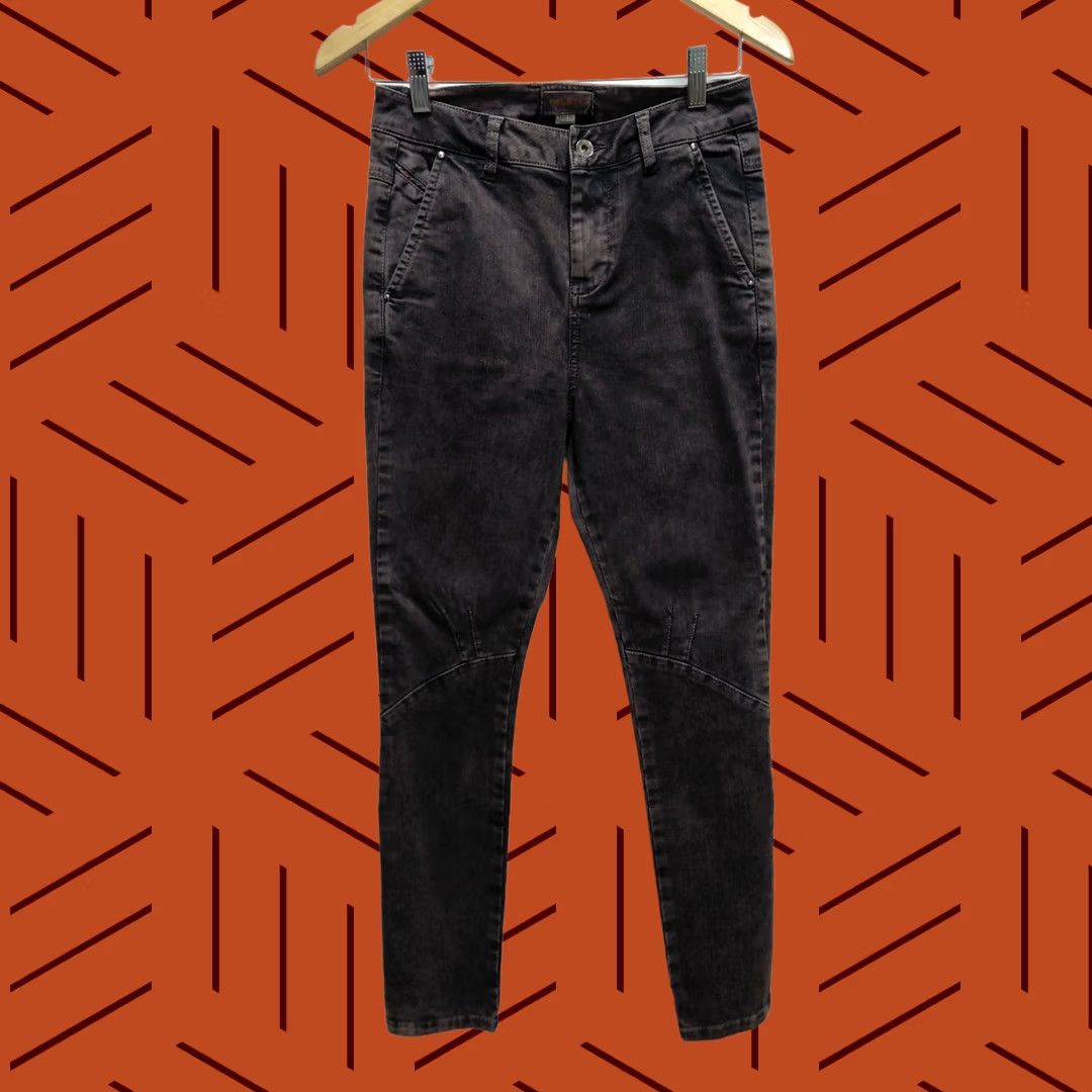 Diesel Diesel Black Skinny Jeans Solid Denim Size 25 Womens Jeans 5-Pocket Stretch Mid Rise Black Size 42" / US 20 - 1 Thumbnail