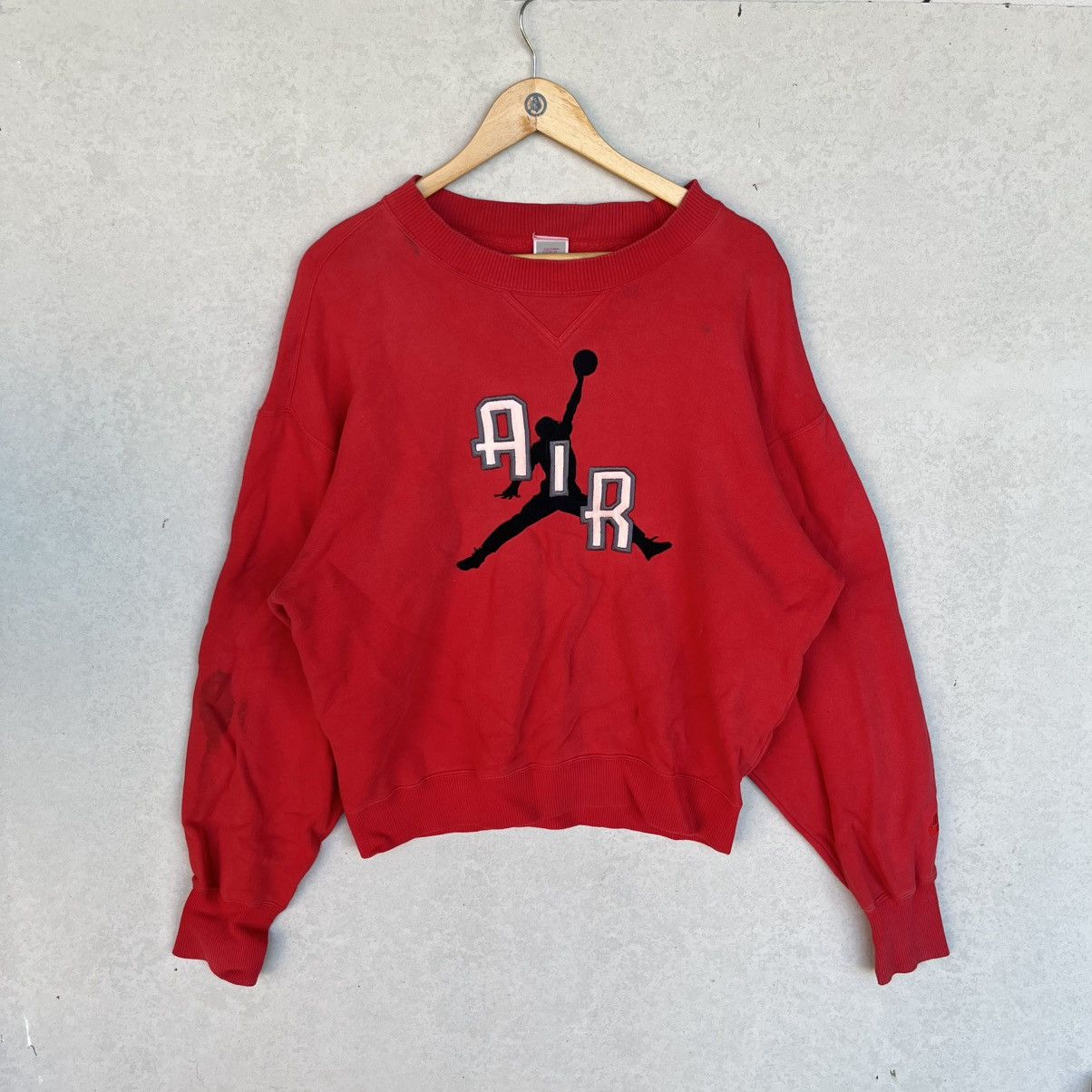 Other Vintage Jordan Nike Red Crewneck Sweatshirt Size M Size US M / EU 48-50 / 2 - 1 Thumbnail