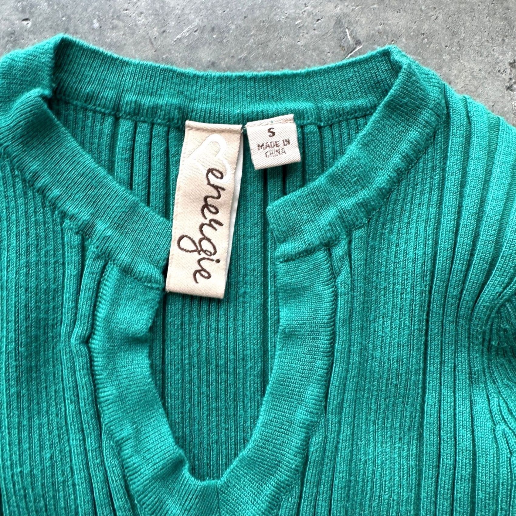Vintage VINTAGE Green Y2K Ribbed Knit Longsleeve Blouse Women's Small Top Shirt Size S / US 4 / IT 40 - 3 Thumbnail