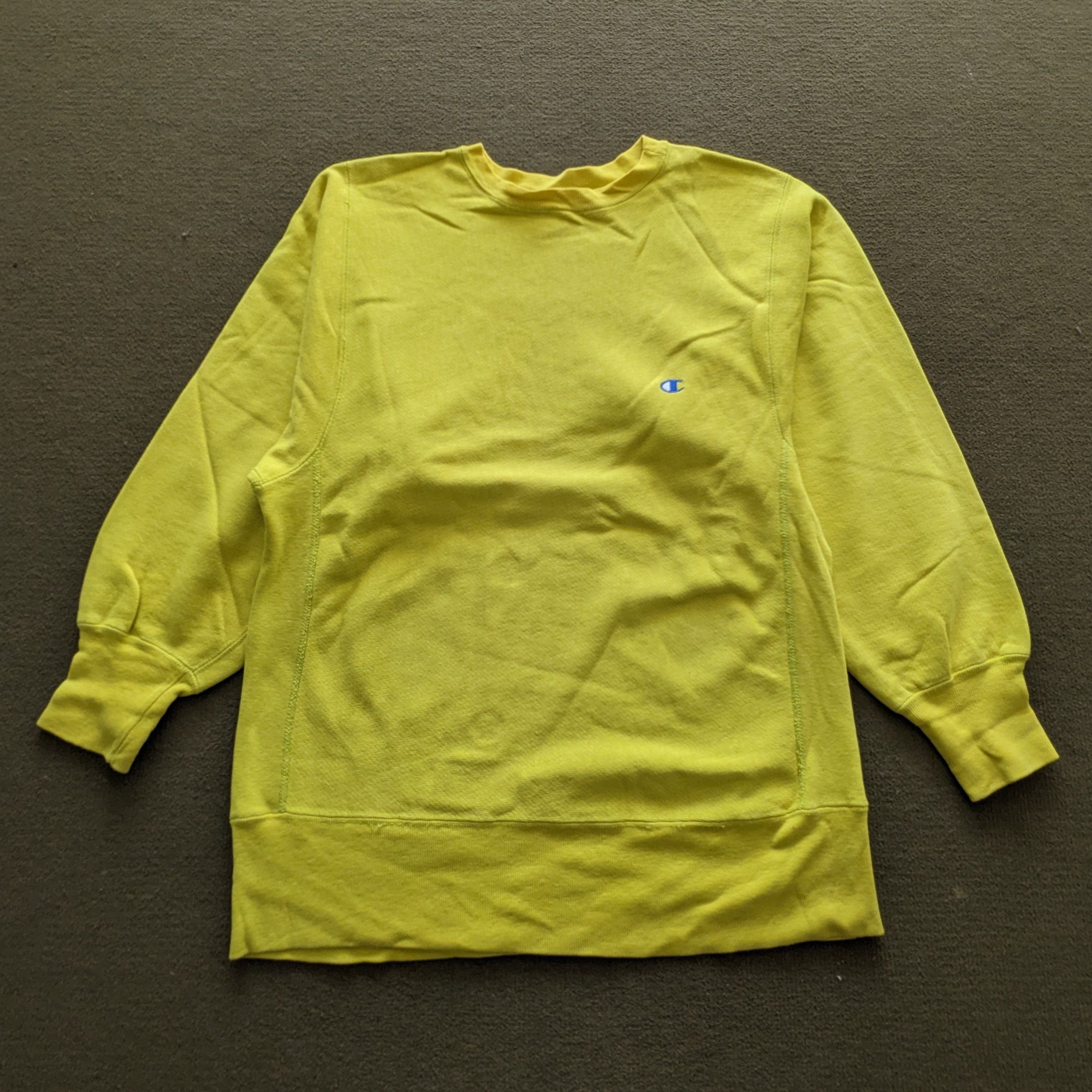Champion Vintage CHAMPION Sportswear Brand Sweatshirt Size US S / EU 44-46 / 1 - 1 Thumbnail