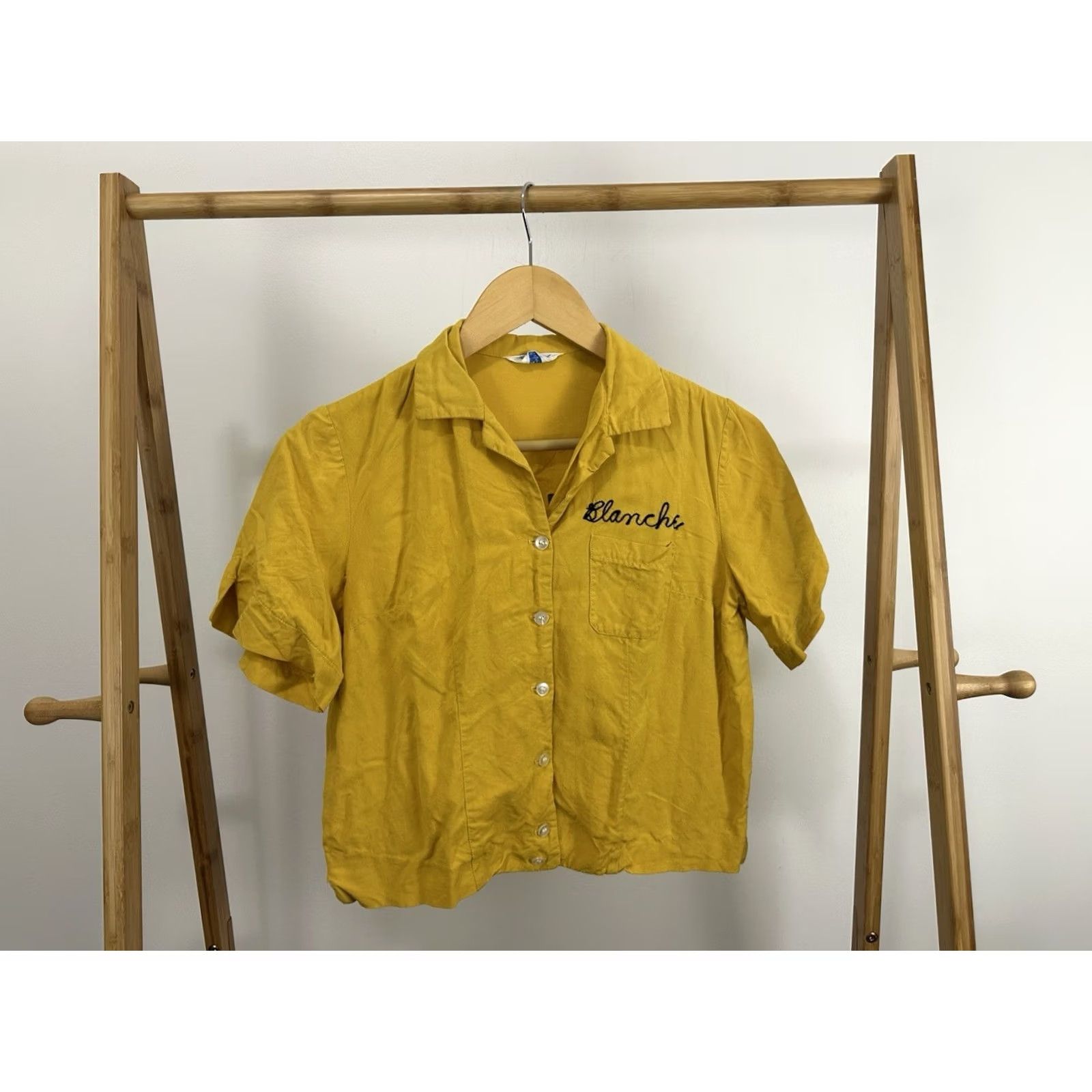 Vintage VTG 60s Artex Buscaglia's California Chain Stitch Cropped Bowling Button Shirt S Women Yellow Short Sleeve Rockabilly Style Mens Women Boys Girls Size S / US 4 / IT 40 - 2 Thumbnail
