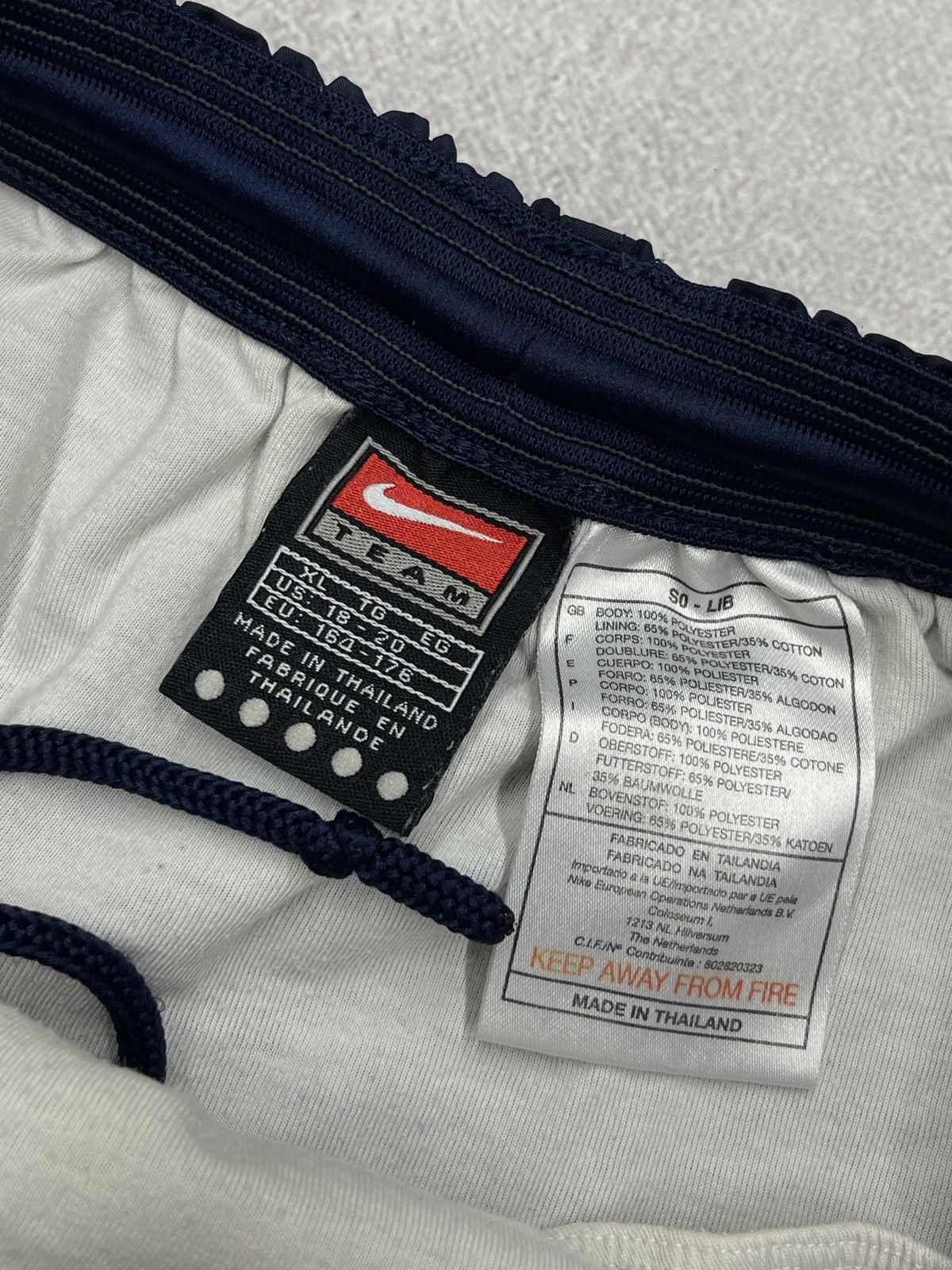 Nike Vintage Nike Arsenal Football Shorts Navy Y2K Soccer Size L Size US 34 / EU 50 - 6 Thumbnail