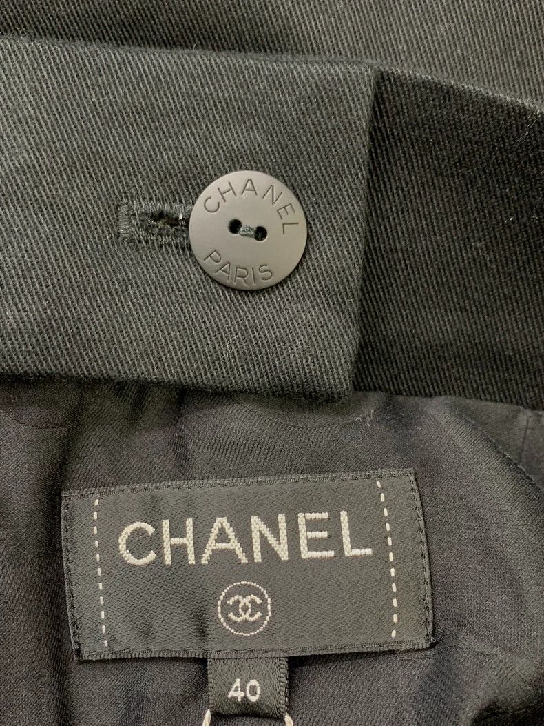 Chanel Chanel Black A-shaped skirt Size 26" / US 2 / IT 38 - 4 Thumbnail