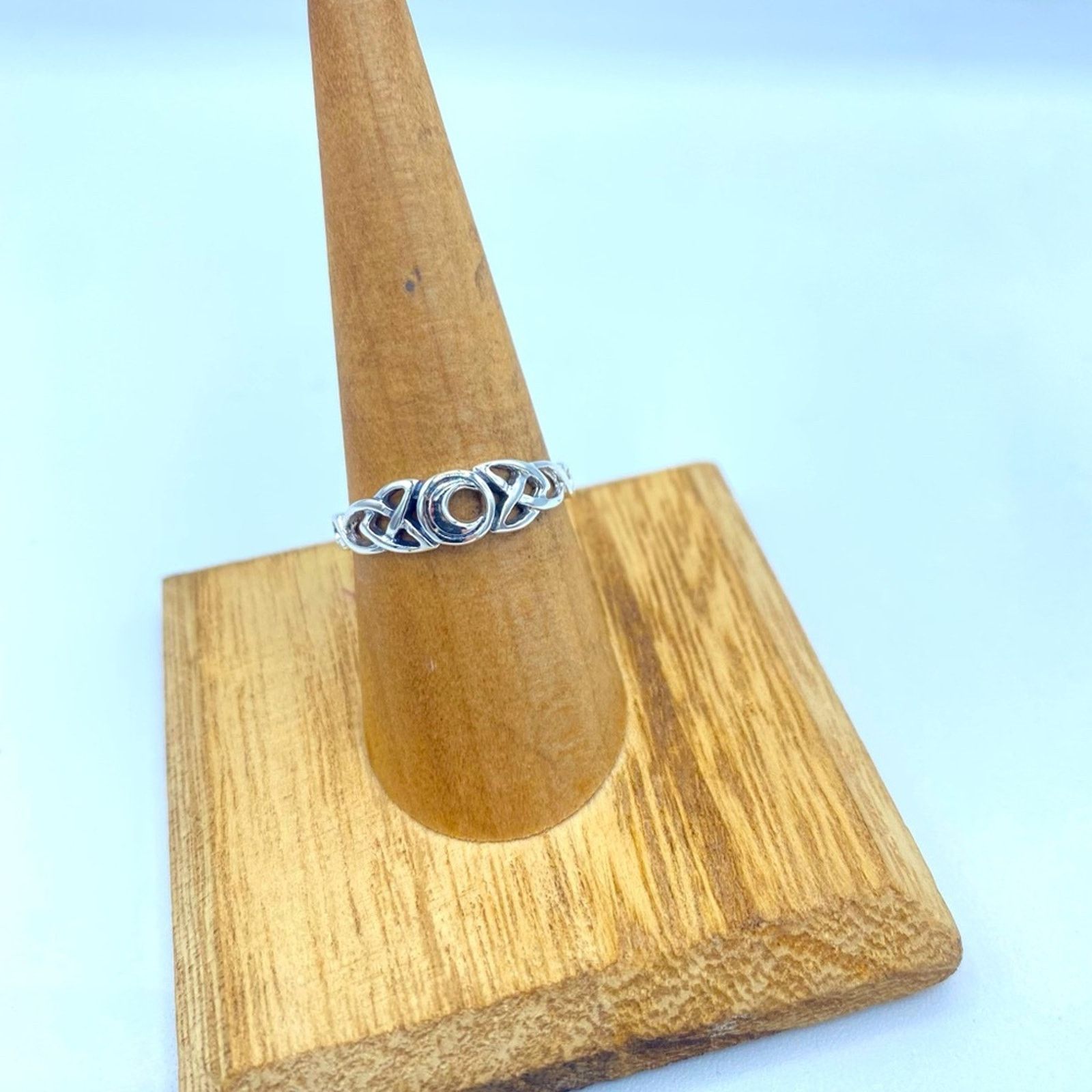 The Unbranded Brand Sterling Silver Celtic Moon Ring Sizes 6,8,9 Size ONE SIZE - 6 Thumbnail