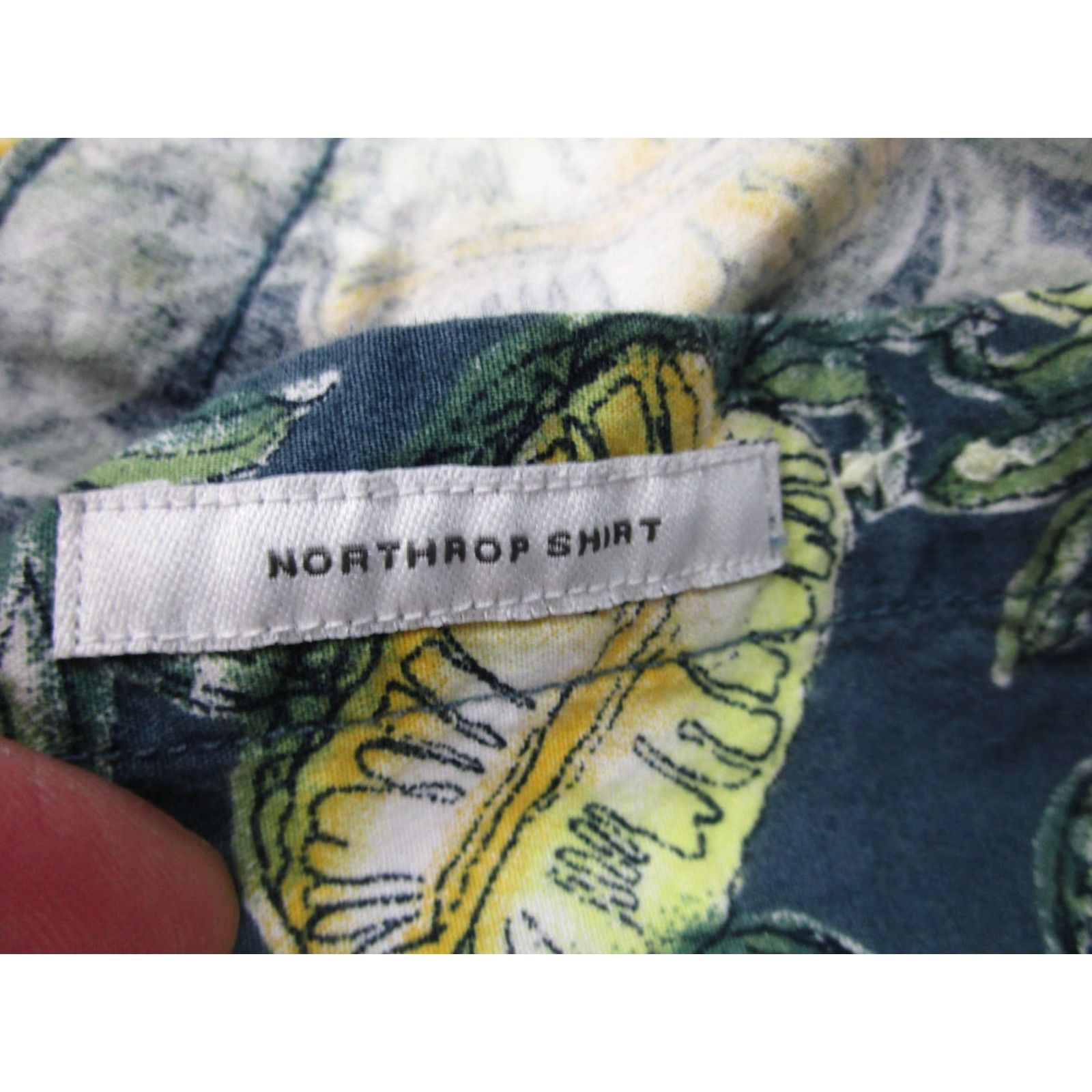Vintage Goodfellow & Co Shirt Adult Medium Blue Pineapple Northrop Slim Fit Short Sleeve Mens Size US M / EU 48-50 / 2 - 6 Thumbnail