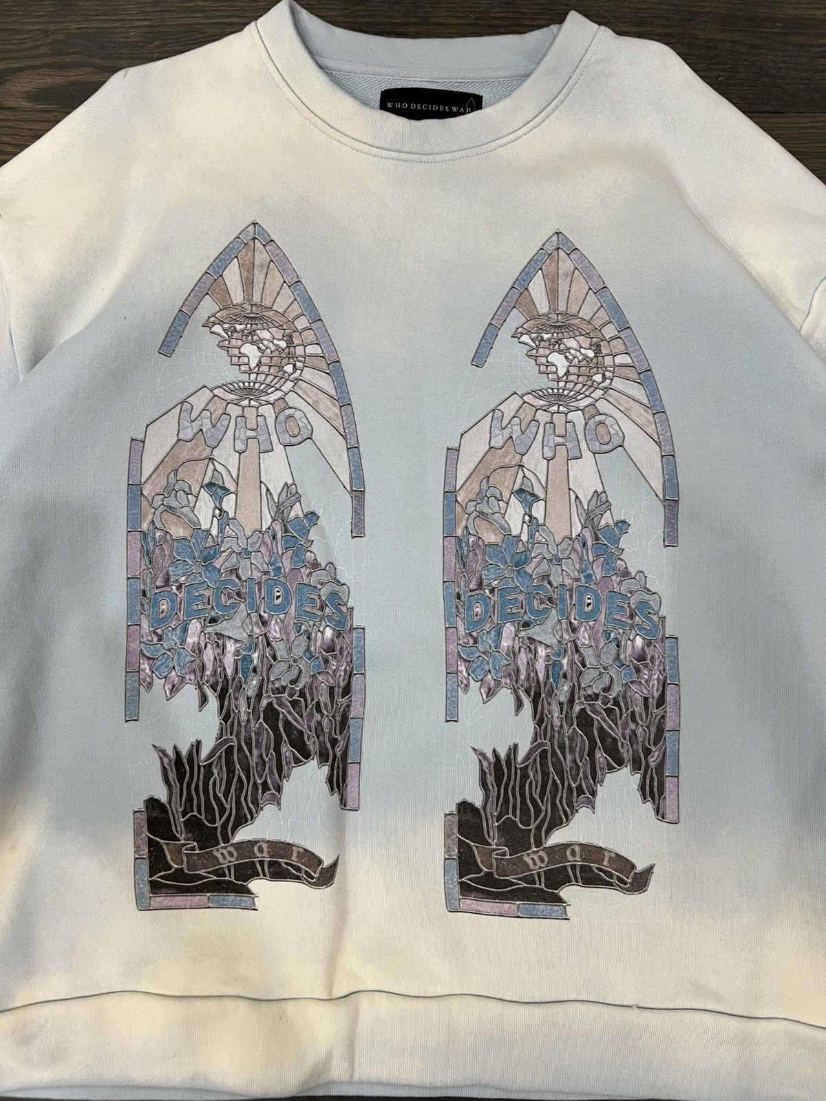 Who Decides War New disintegrated stained glass window crewneck Size US M / EU 48-50 / 2 - 2 Thumbnail