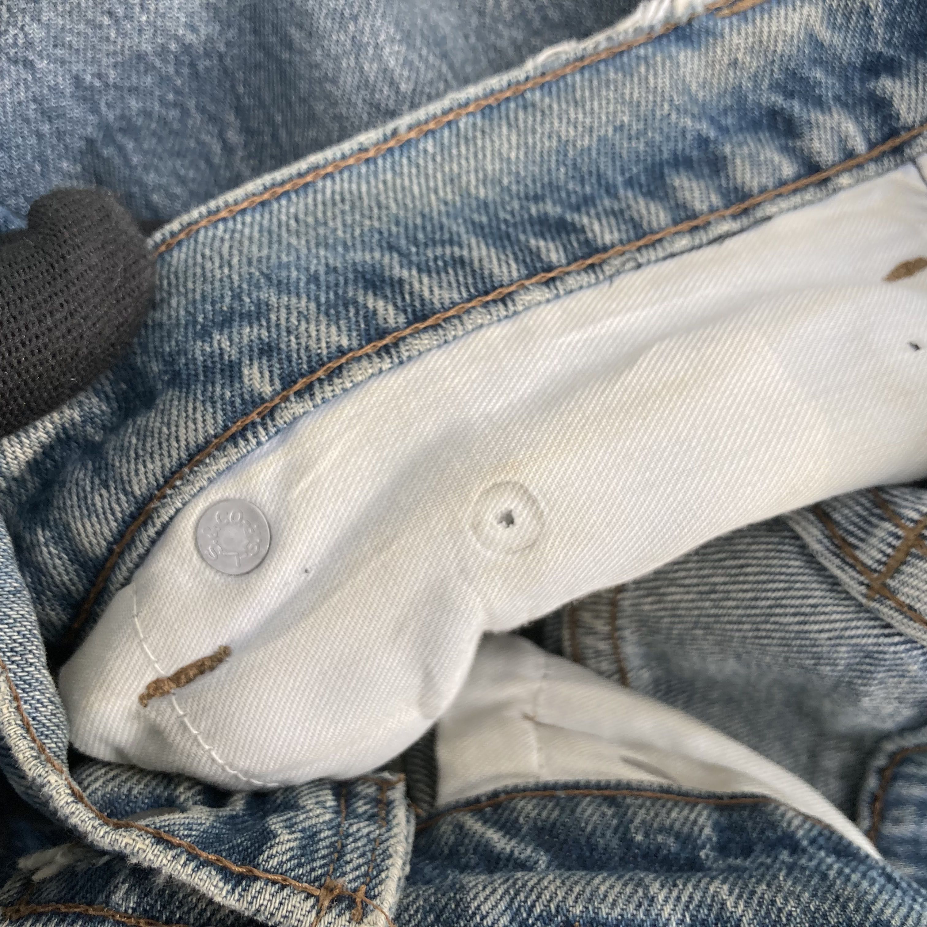 Levi's × Vintage Vtg Levis Short Distressed Jorts Ripped Punk Grunge Jeans Size US 32 / EU 48 - 9 Thumbnail