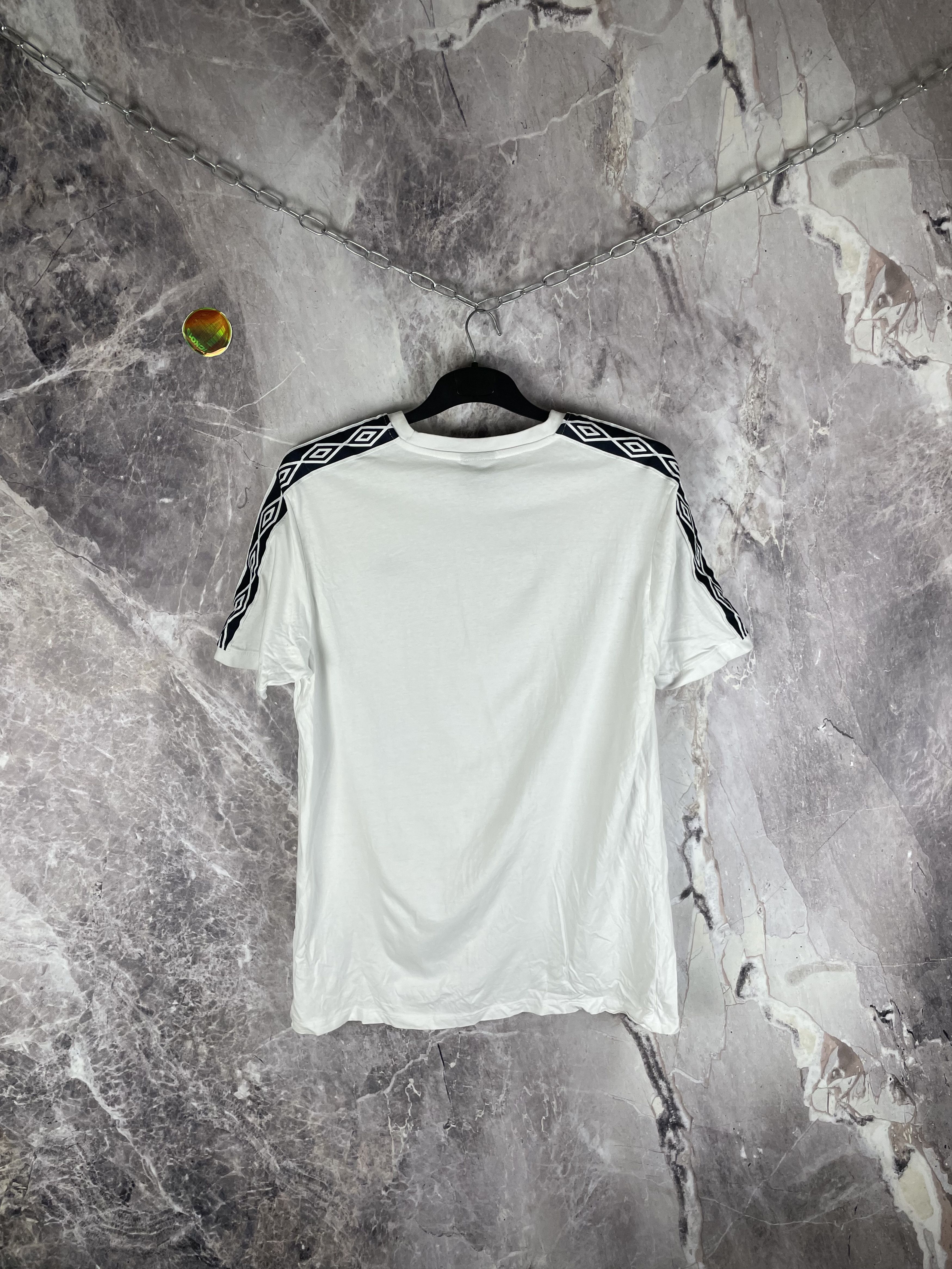 Umbro Umbro vintage short sleeve t-shirt y2k Size US XL / EU 56 / 4 - 8 Thumbnail