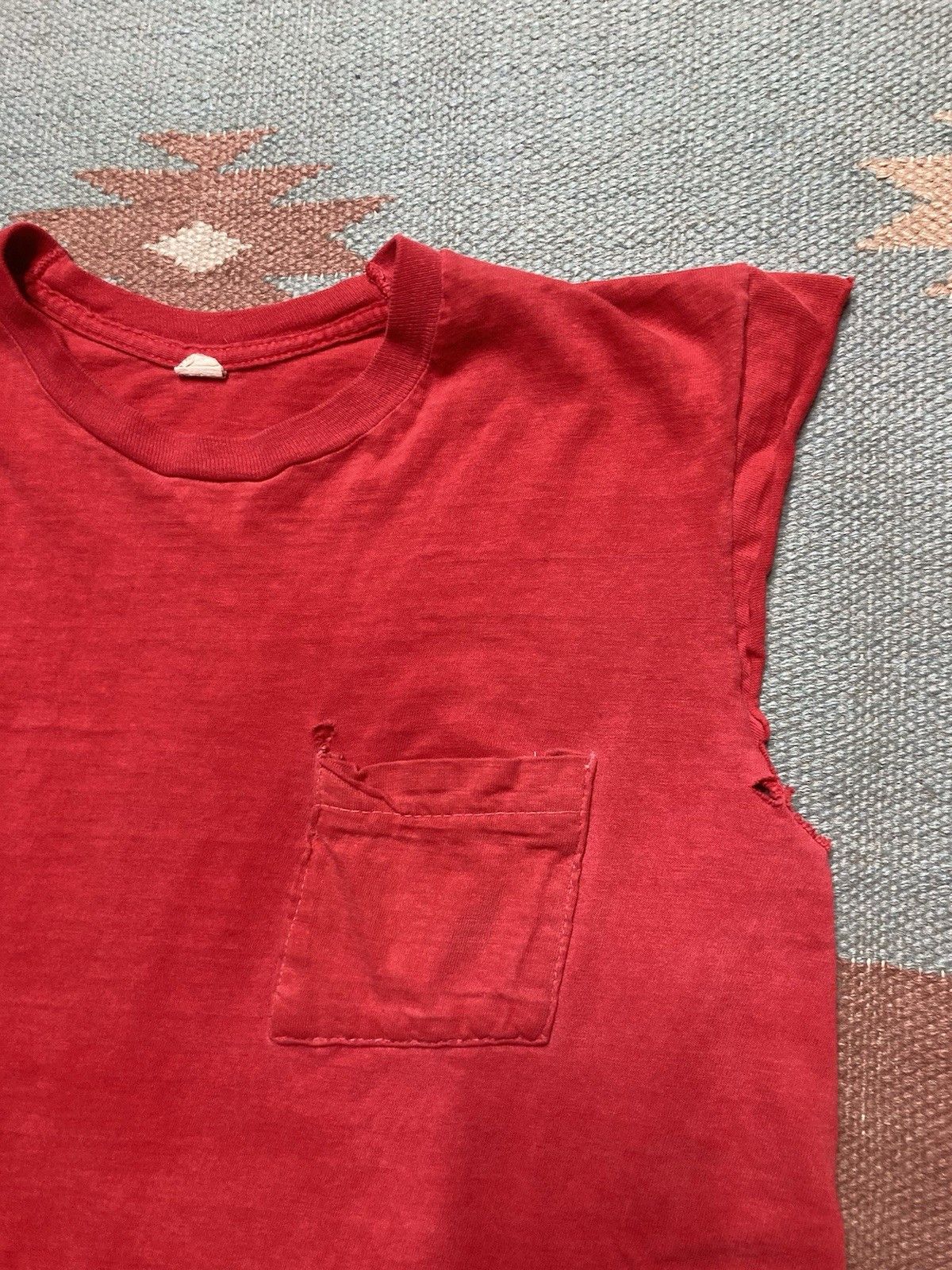 Vintage 70s tank top pocket t shirt fruit loom distressed cotton M Size US M / EU 48-50 / 2 - 3 Thumbnail