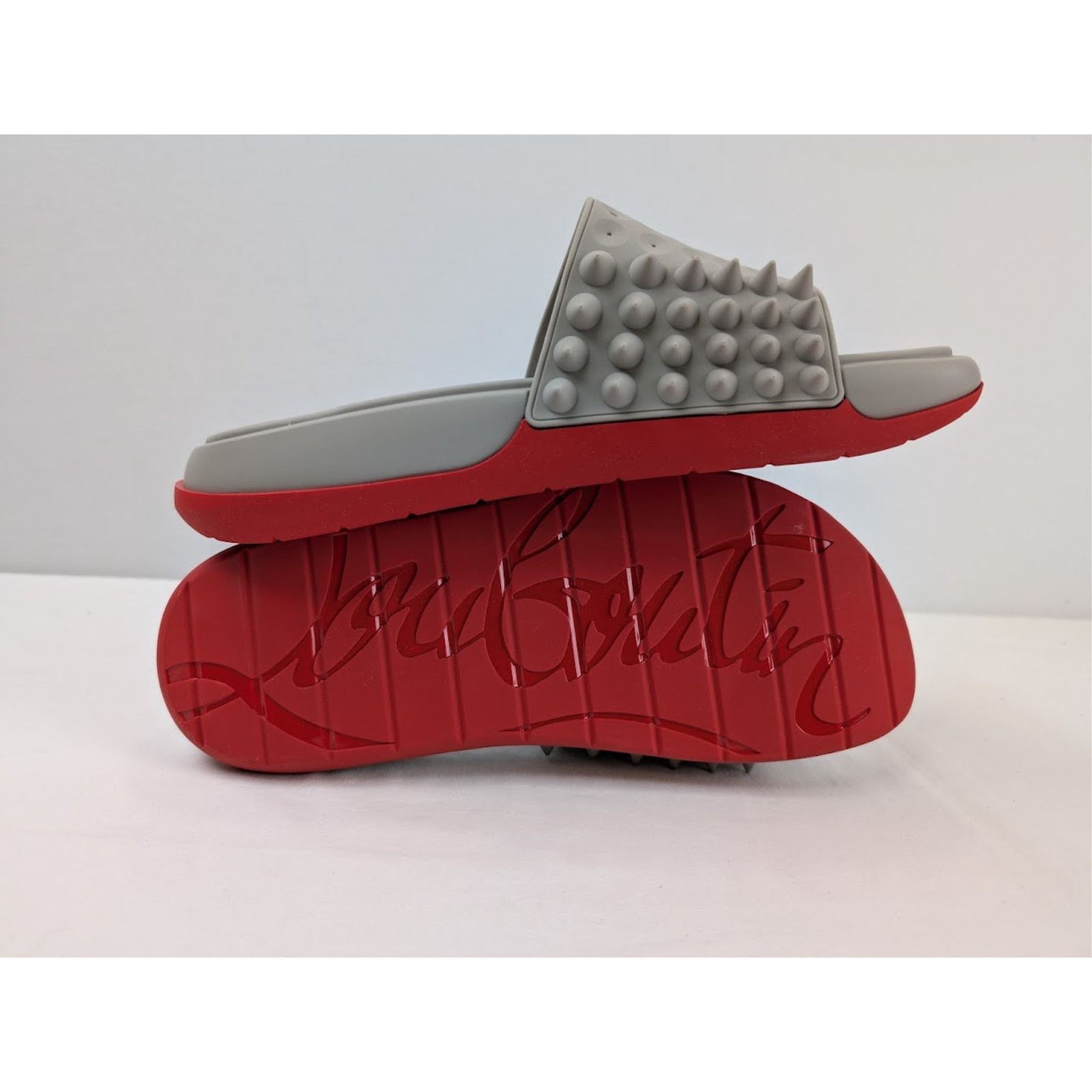 Christian Louboutin o1rshd1 Take It Easy Flat Slippers in Goose Size US 12 / EU 45 - 13 Thumbnail