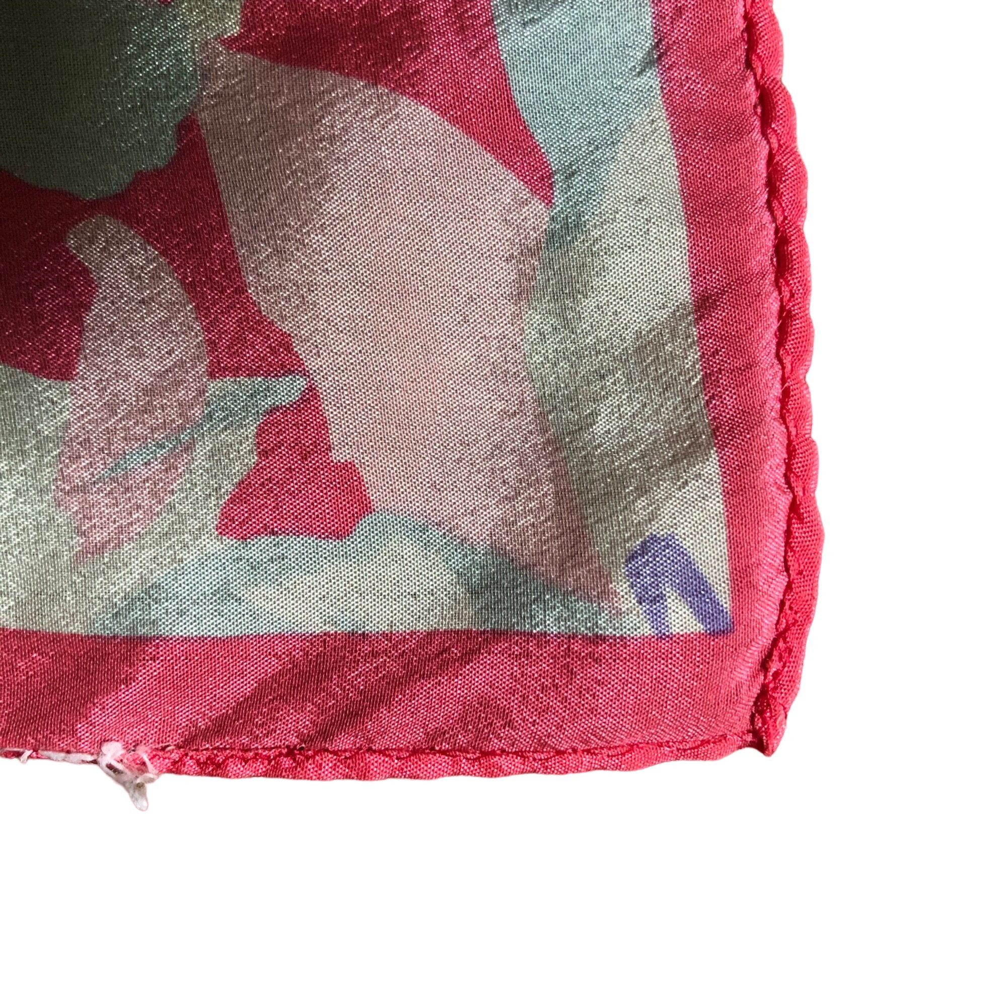 Vintage Vintage Novelty Floral Print Pink Vibrant Head Scarf Size ONE SIZE - 4 Thumbnail