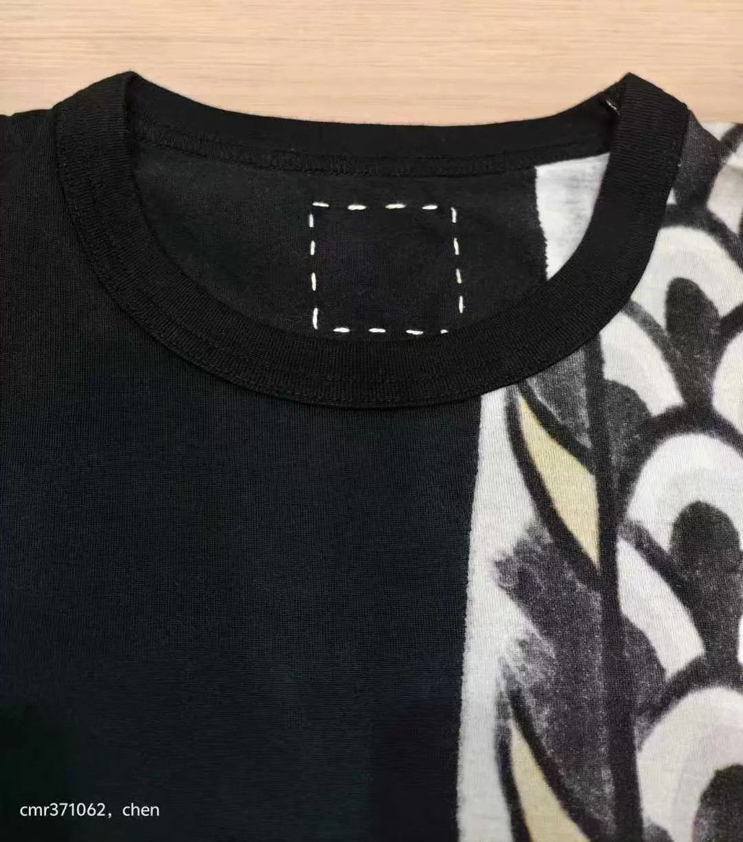 Visvim visvim 17 Upstreamer Tee Black 2 Hand-Painted Koi Size 2 Size US M / EU 48-50 / 2 - 7 Thumbnail