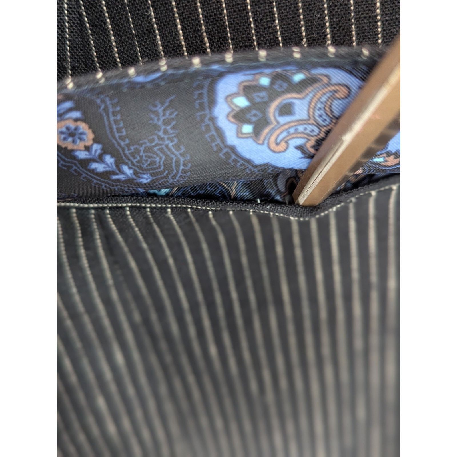 Joseph Abboud Size 38L Black w/White Pin Stripes Linen 2 Button Notch Size 38L - 10 Thumbnail