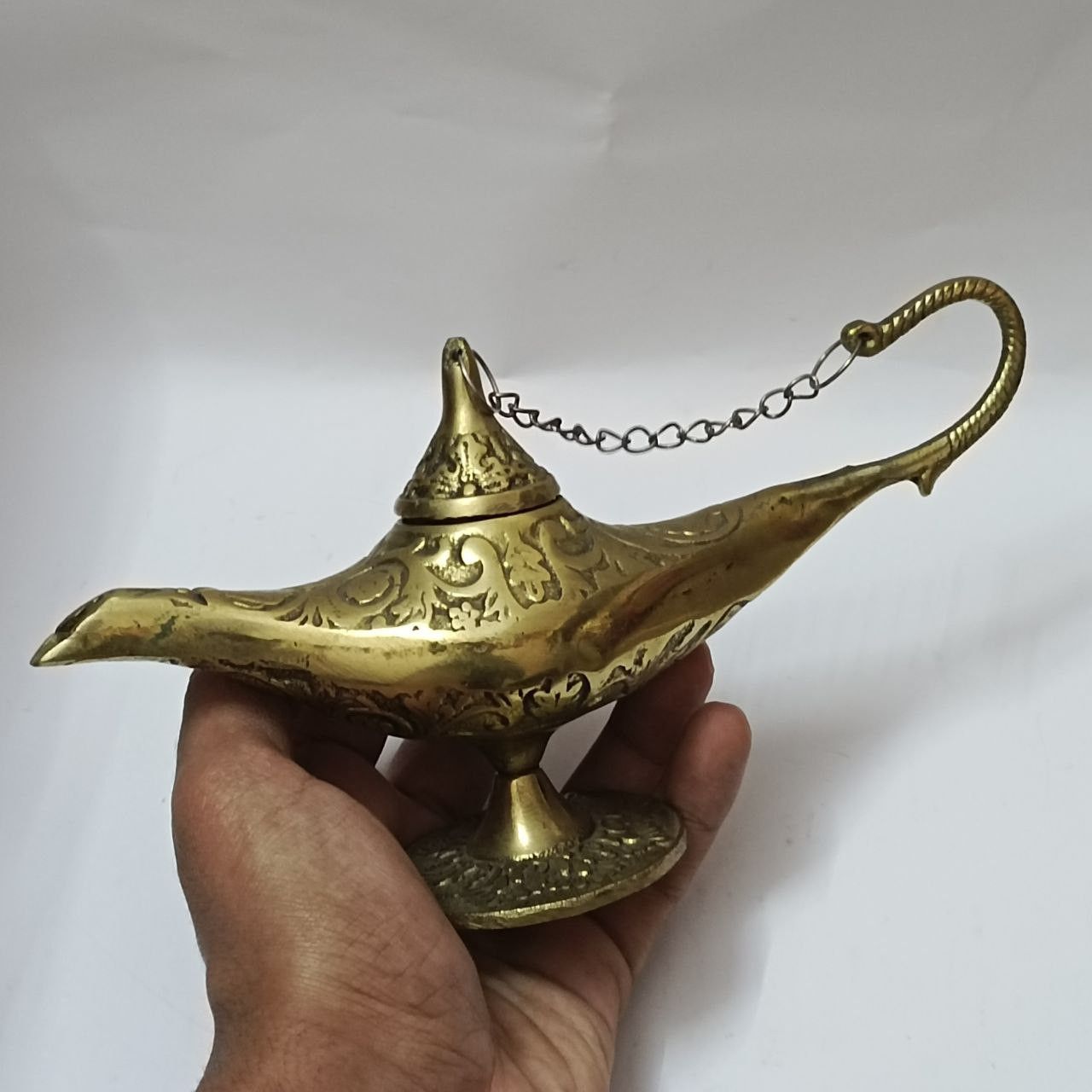 Vintage Vintage Egyptian Aladdin Lamp handmade brass decor, antique Size ONE SIZE - 10 Thumbnail