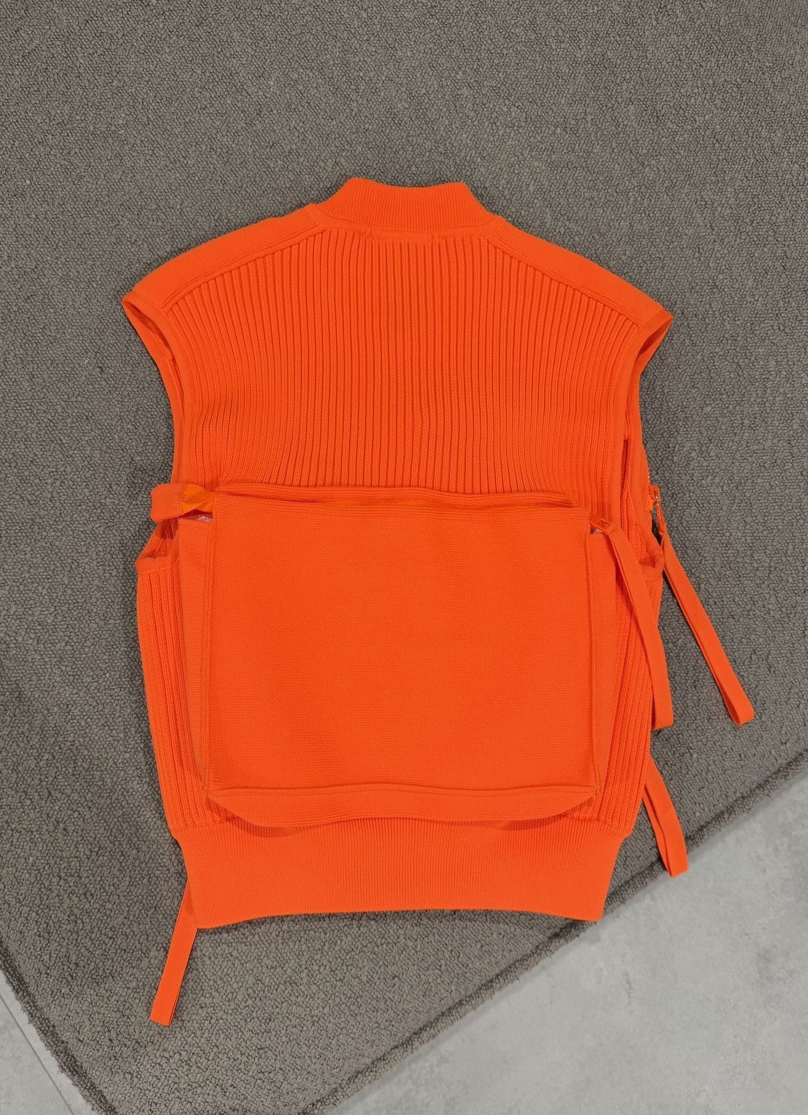 Louis Vuitton LOUIS VUITTON Virgil Abloh Multi 3D Pocket Vest Jacket S Size US S / EU 44-46 / 1 - 15 Thumbnail