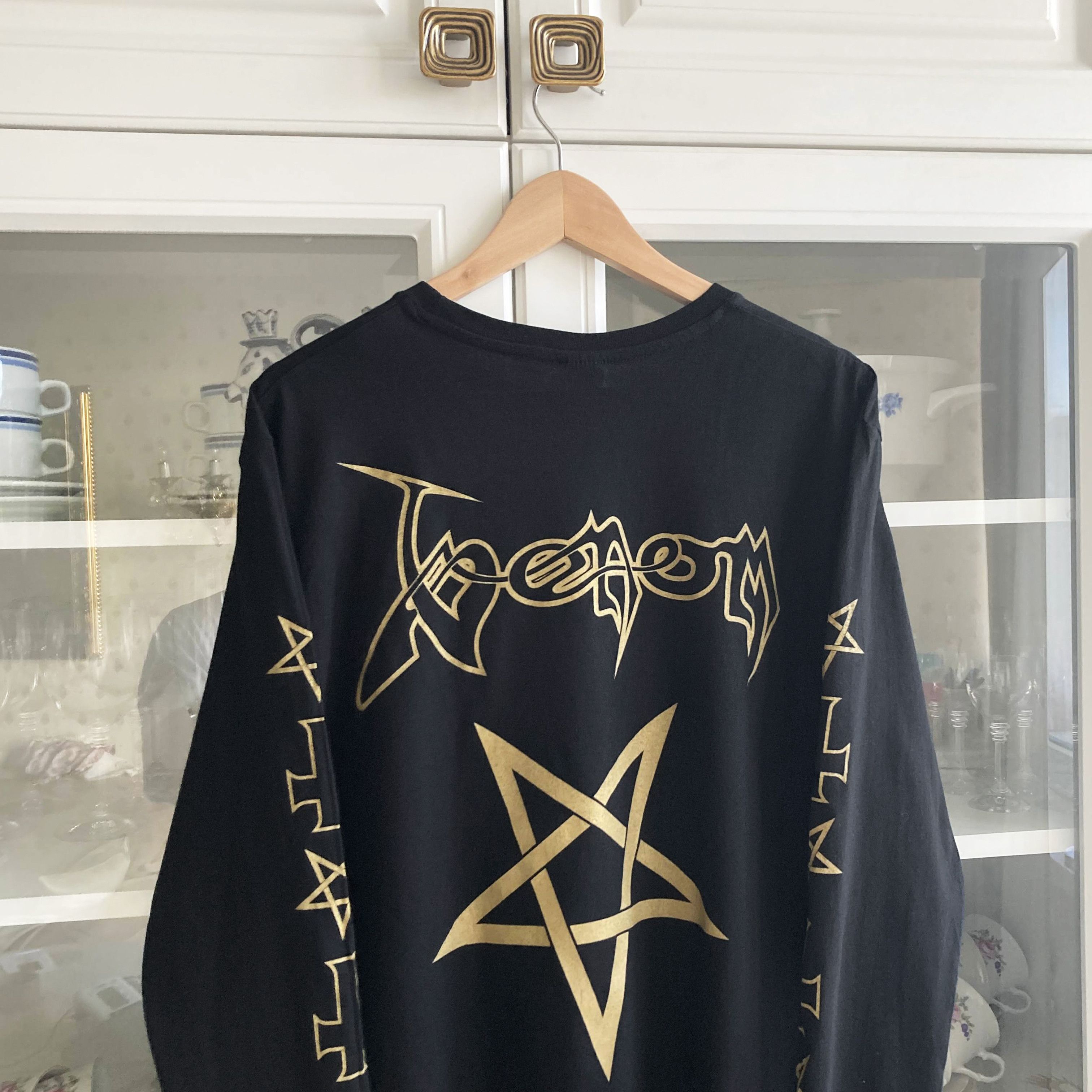 Band Tees Long sleeve Venom - At War With Satan - black metal Size US L / EU 52-54 / 3 - 6 Thumbnail