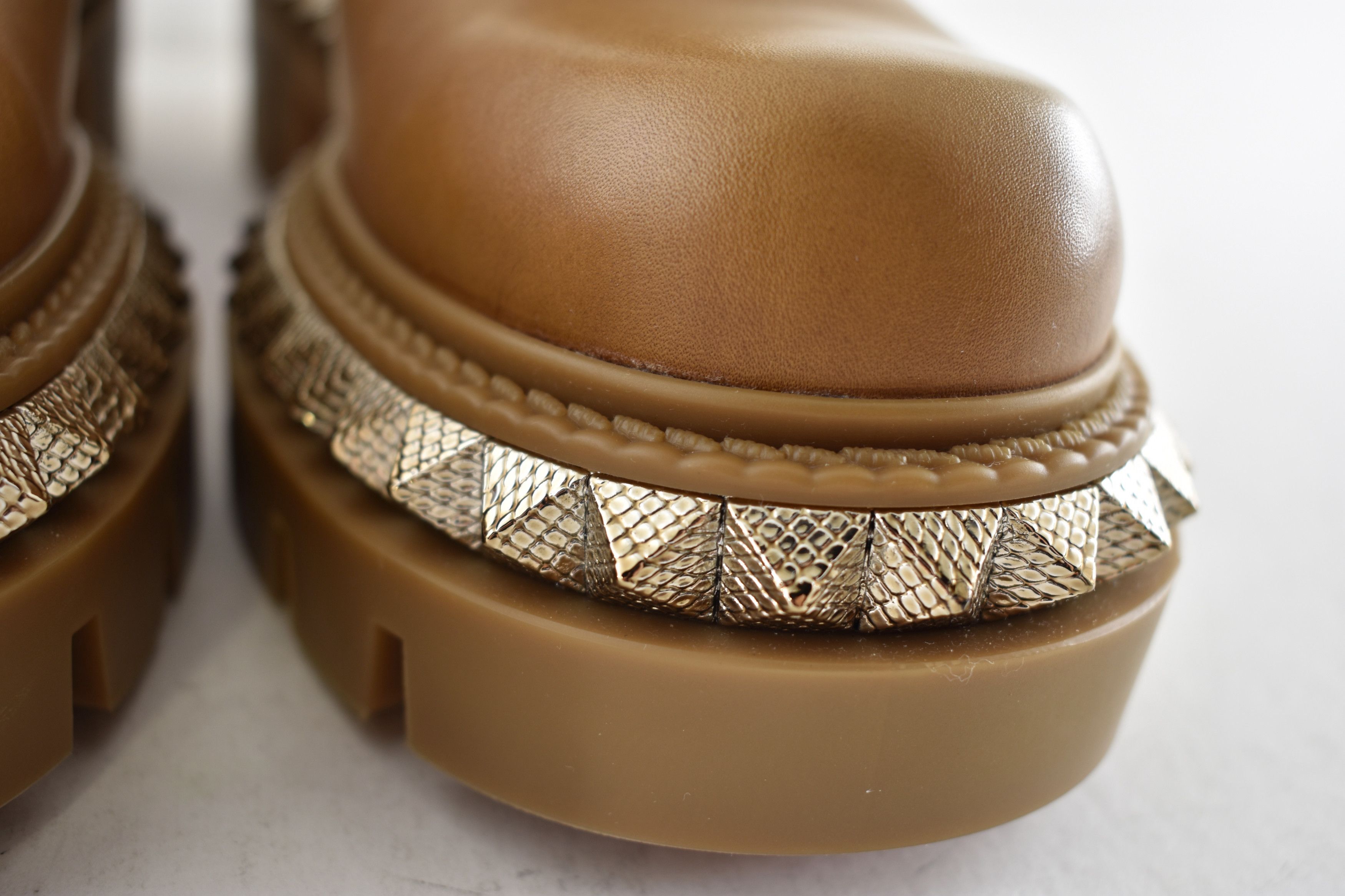 Christian Louboutin St Emilia Pyraclou Flat Terra Brown Chelsea Lug Boot 38 Size US 8 / IT 38 - 16 Thumbnail