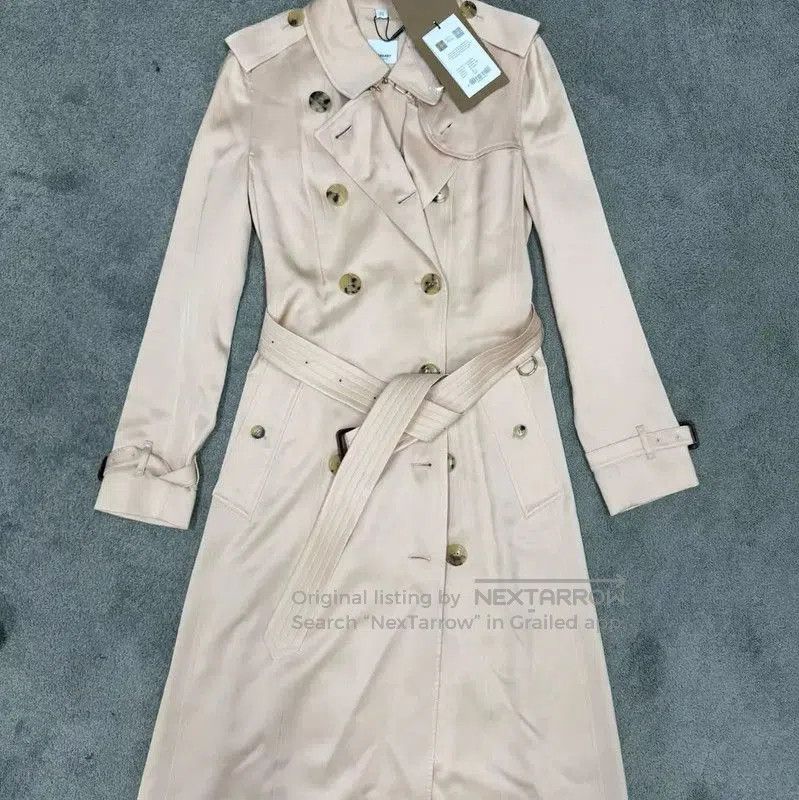 Burberry Burberry Spring Autumn Beige Silk Women's Trench Coat. Size S / US 4 / IT 40 - 1 Thumbnail