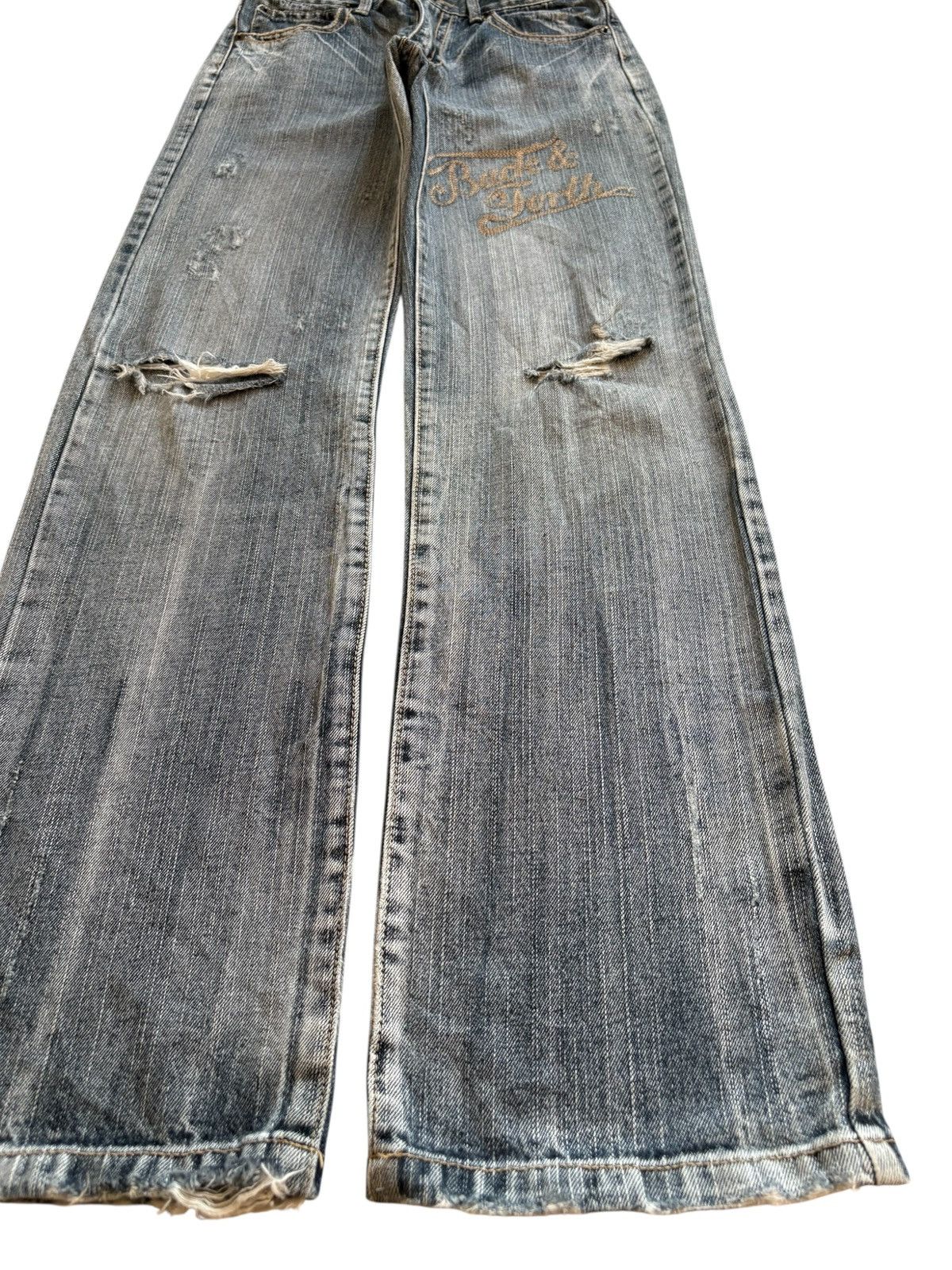 Japanese Brand Vintage Japanese Brand Faded Wash Distressed Rip Loose Jean Size US 27 - 7 Thumbnail